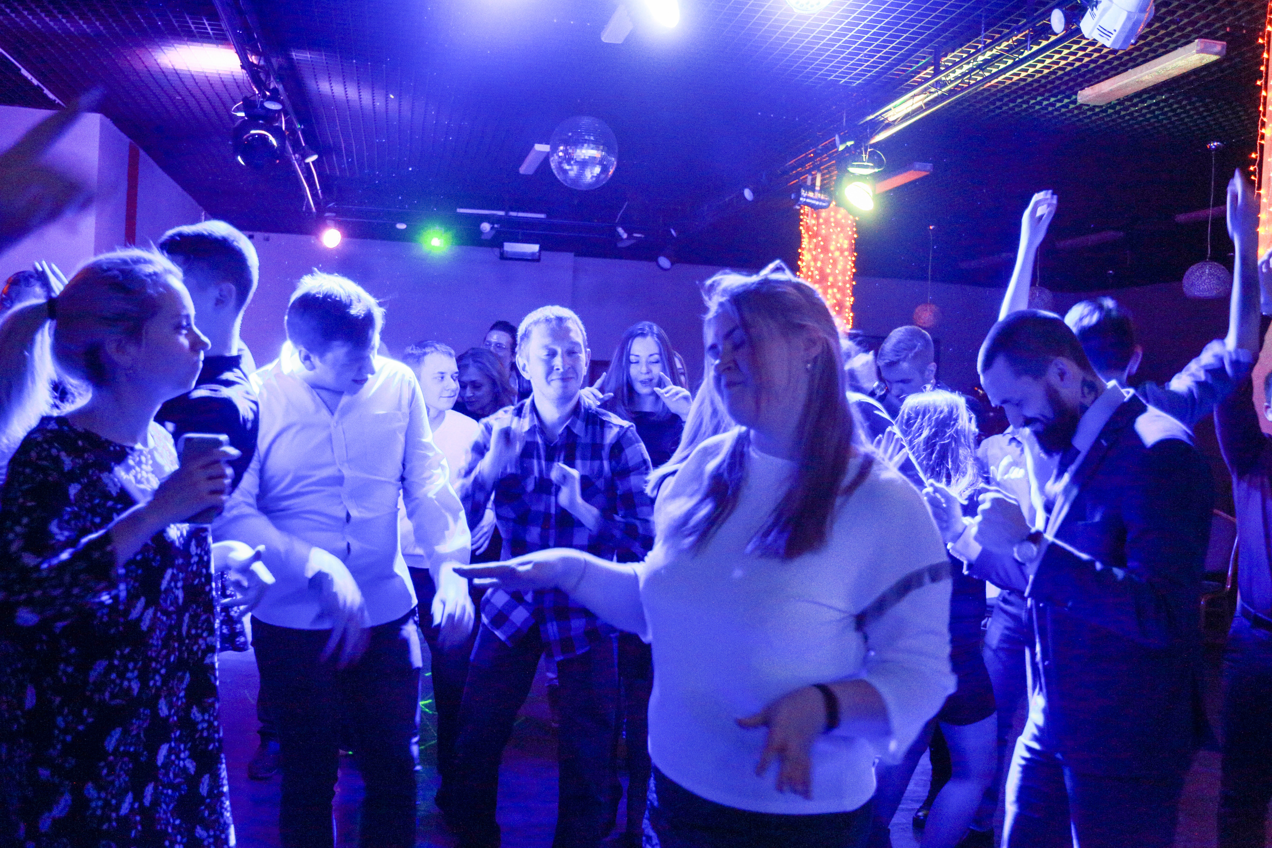 Корпоратив в Перми. Репортажная фотосъемка. Фотограф Пермь. Фотосессия в фотостудии Перми и на свежем воздухе