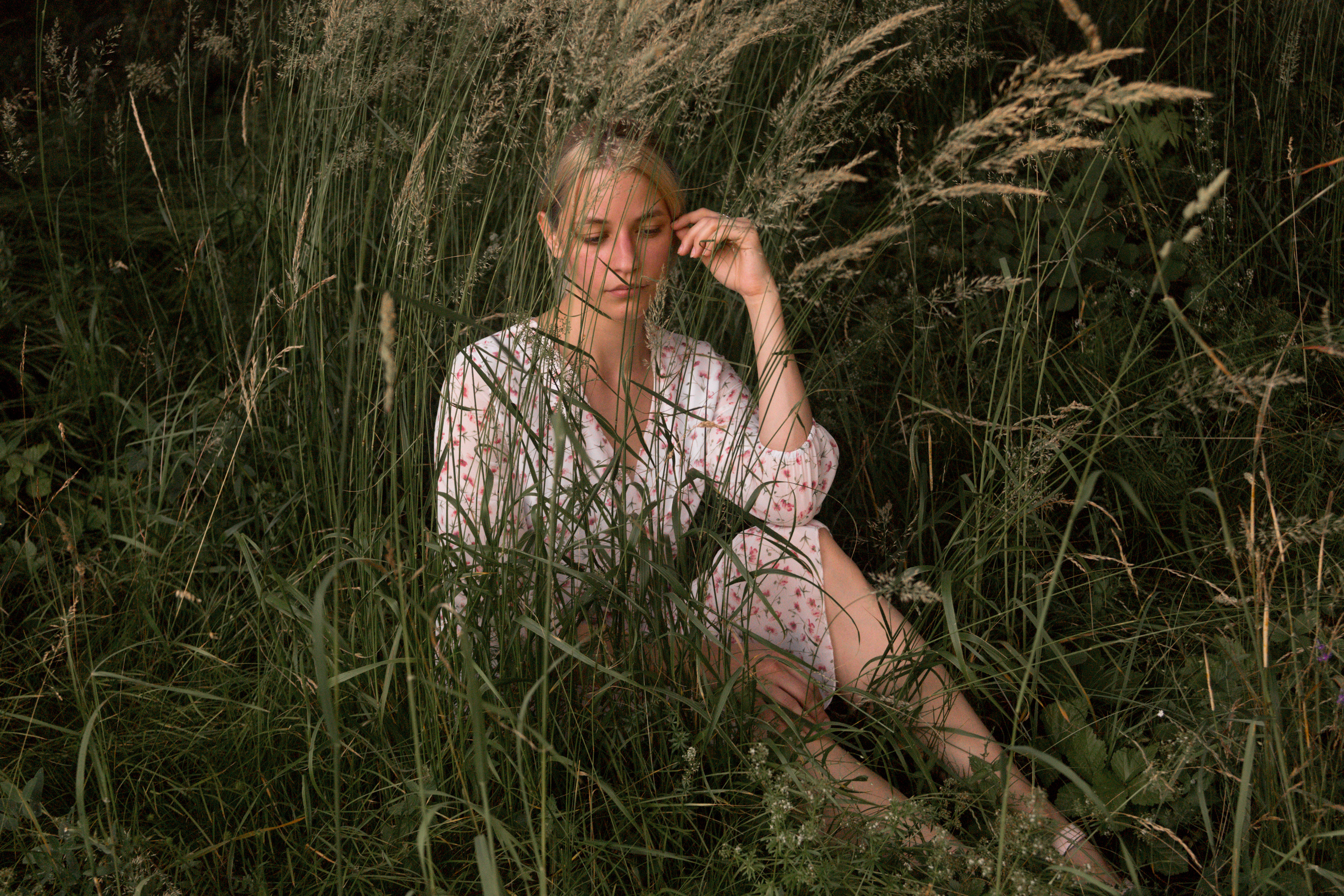 Фотограф Никита Попов. Заказать фотосессию в Перми. Фотограф Пермь. Фотосессия в фотостудии Перми и на свежем воздухе