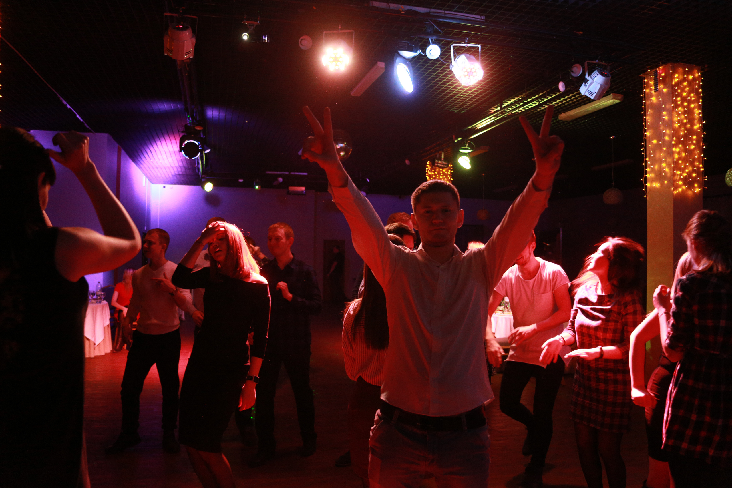 Корпоратив в Перми. Репортажная фотосъемка. Фотограф Пермь. Фотосессия в фотостудии Перми и на свежем воздухе