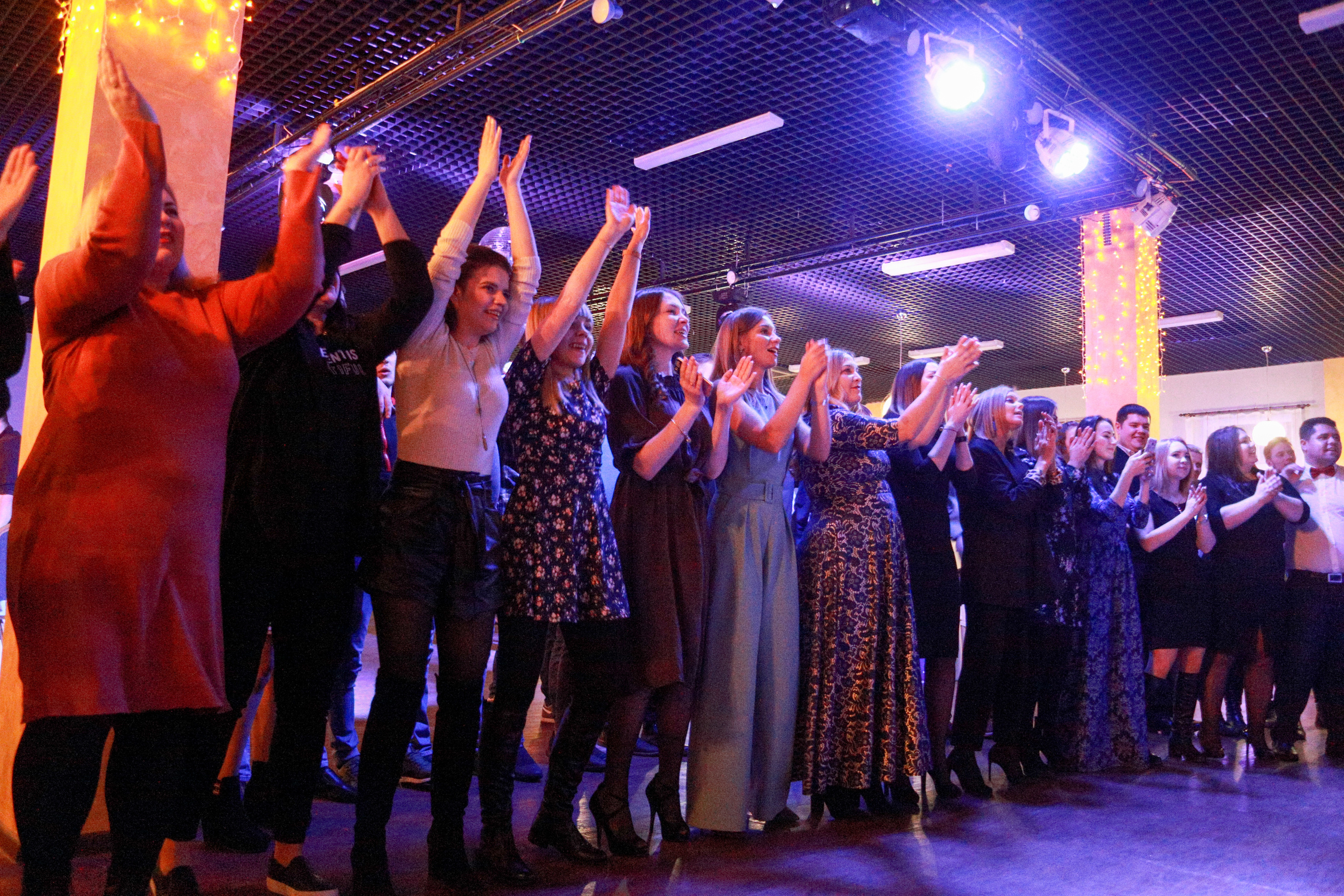 Корпоратив в Перми. Репортажная фотосъемка. Фотограф Пермь. Фотосессия в фотостудии Перми и на свежем воздухе