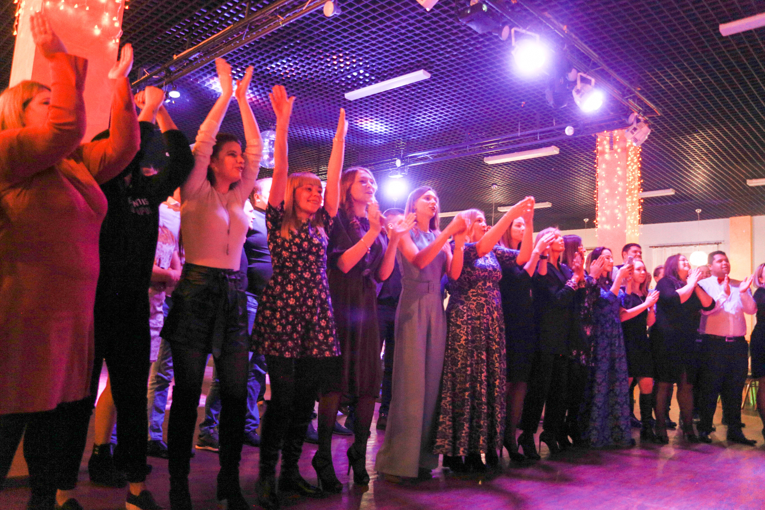 Корпоратив в Перми. Репортажная фотосъемка. Фотограф Пермь. Фотосессия в фотостудии Перми и на свежем воздухе