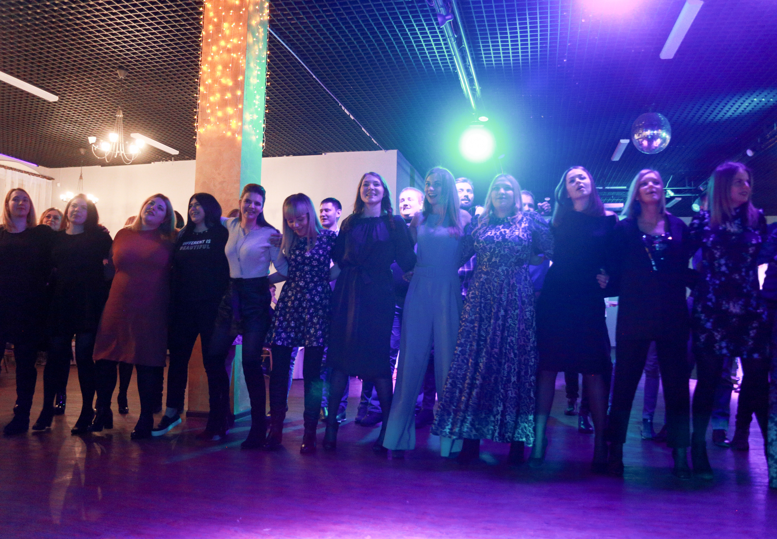 Корпоратив в Перми. Репортажная фотосъемка. Фотограф Пермь. Фотосессия в фотостудии Перми и на свежем воздухе