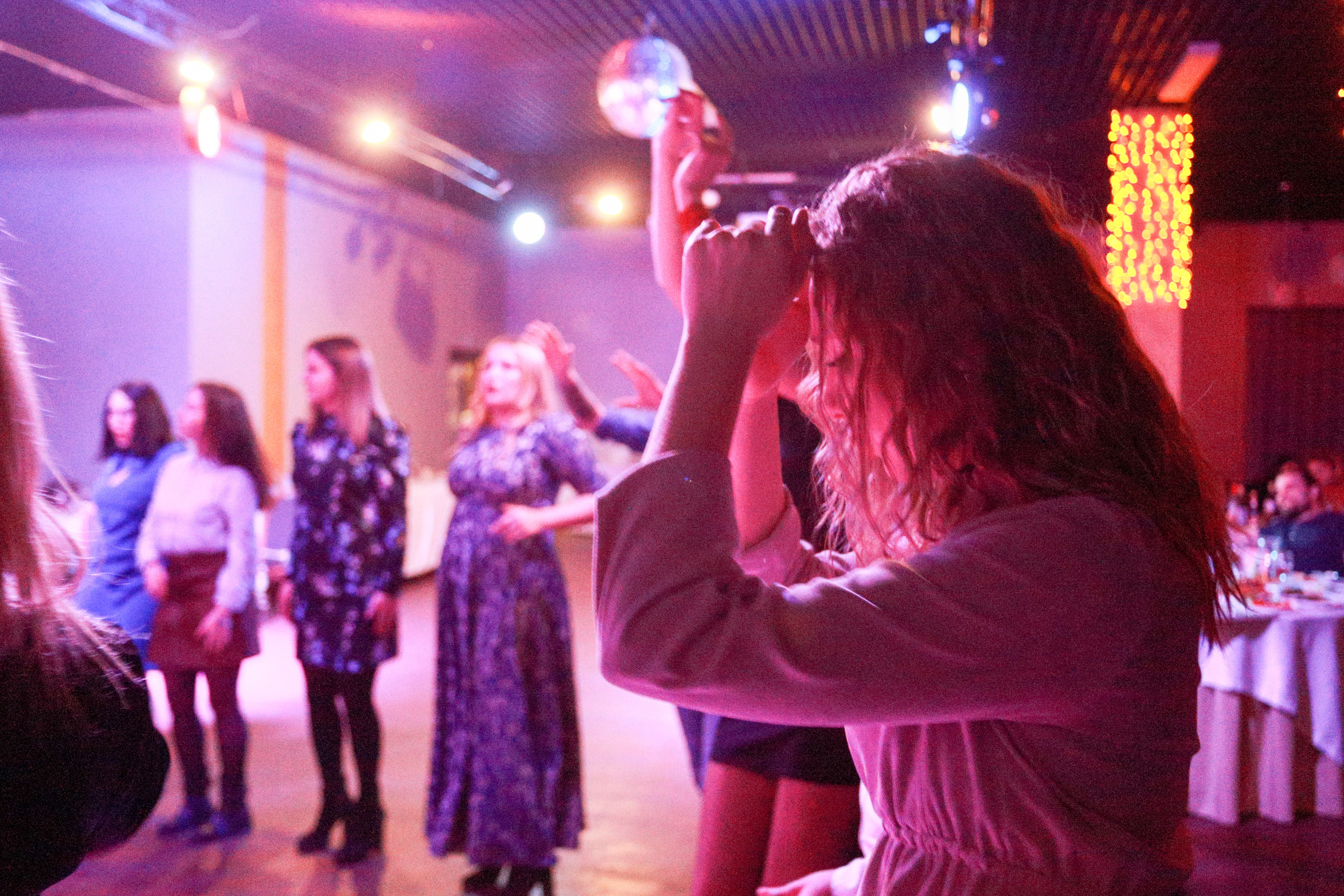 Корпоратив в Перми. Репортажная фотосъемка. Фотограф Пермь. Фотосессия в фотостудии Перми и на свежем воздухе