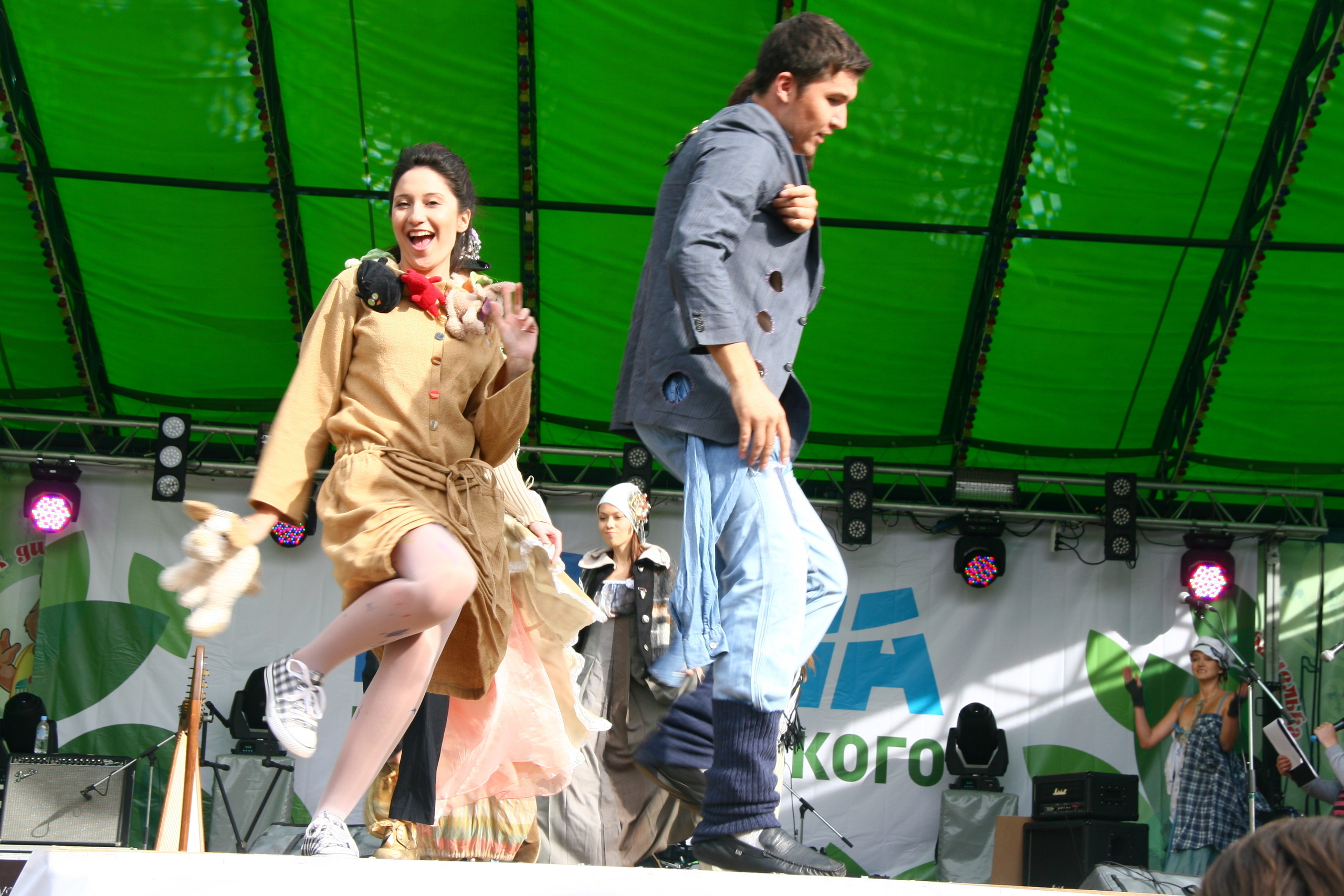 Модный показ. Репортажная фотосъемка в Перми. Фотограф Пермь. Фотосессия в фотостудии Перми и на свежем воздухе