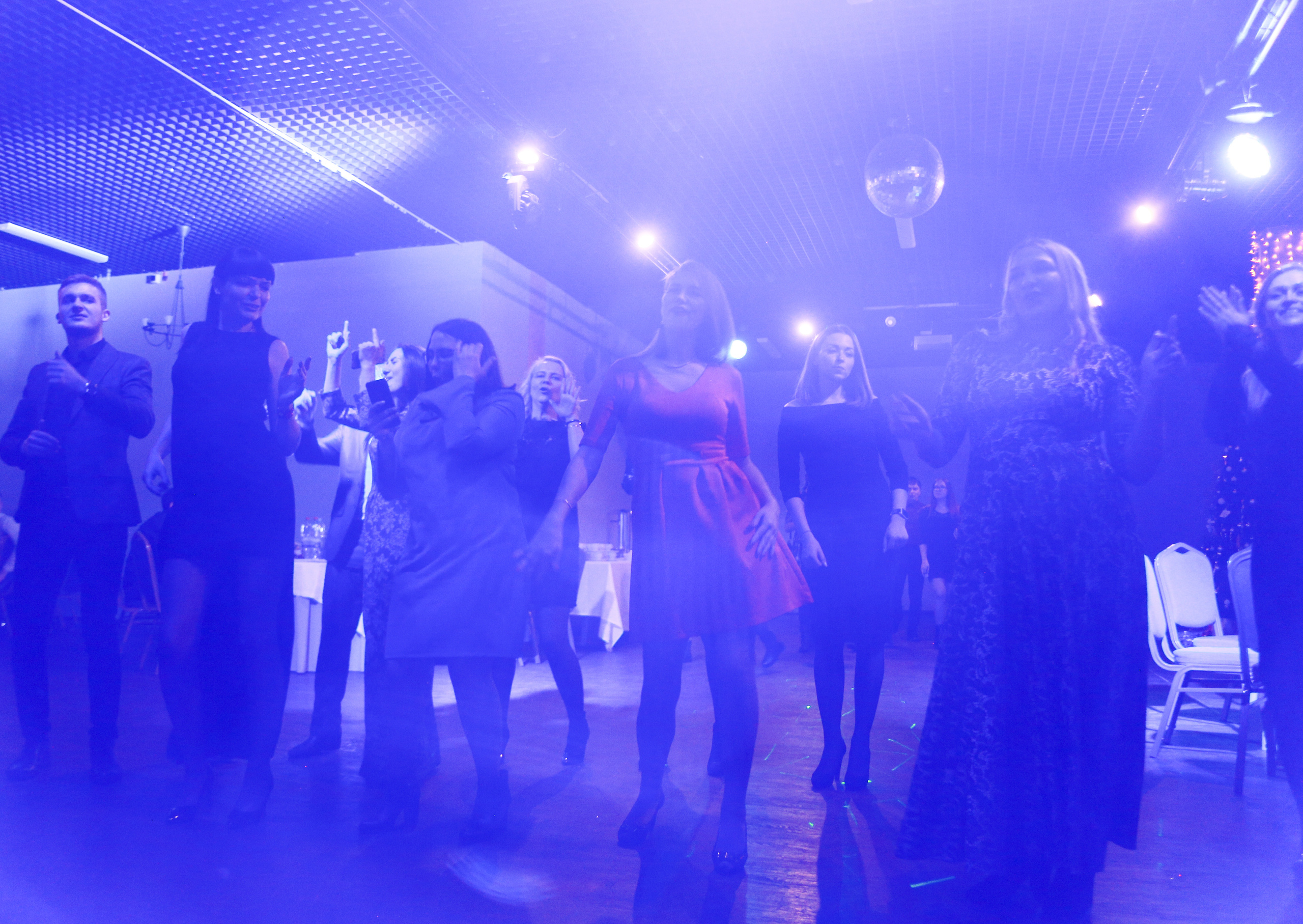 Корпоратив в Перми. Репортажная фотосъемка. Фотограф Пермь. Фотосессия в фотостудии Перми и на свежем воздухе