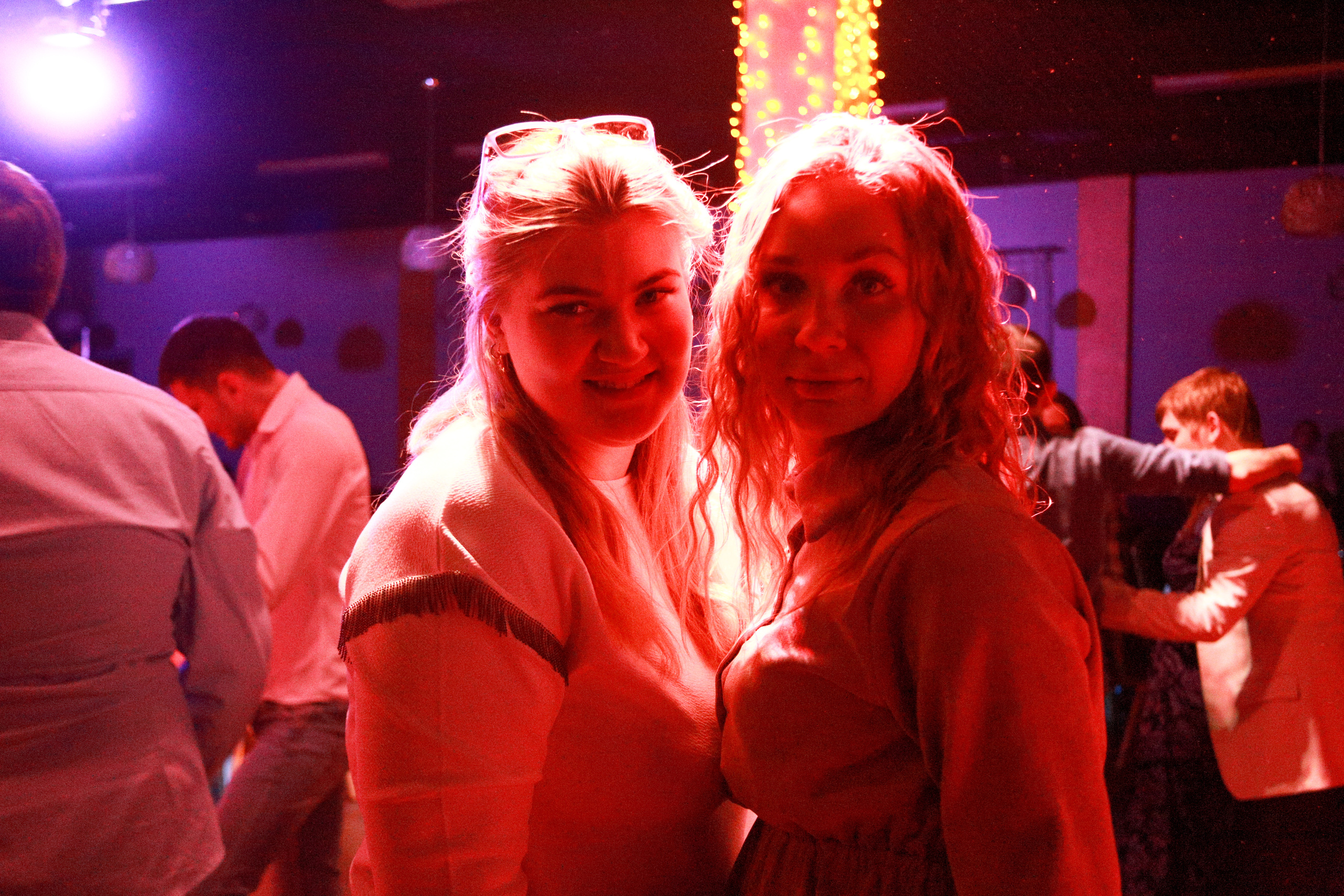 Корпоратив в Перми. Репортажная фотосъемка. Фотограф Пермь. Фотосессия в фотостудии Перми и на свежем воздухе