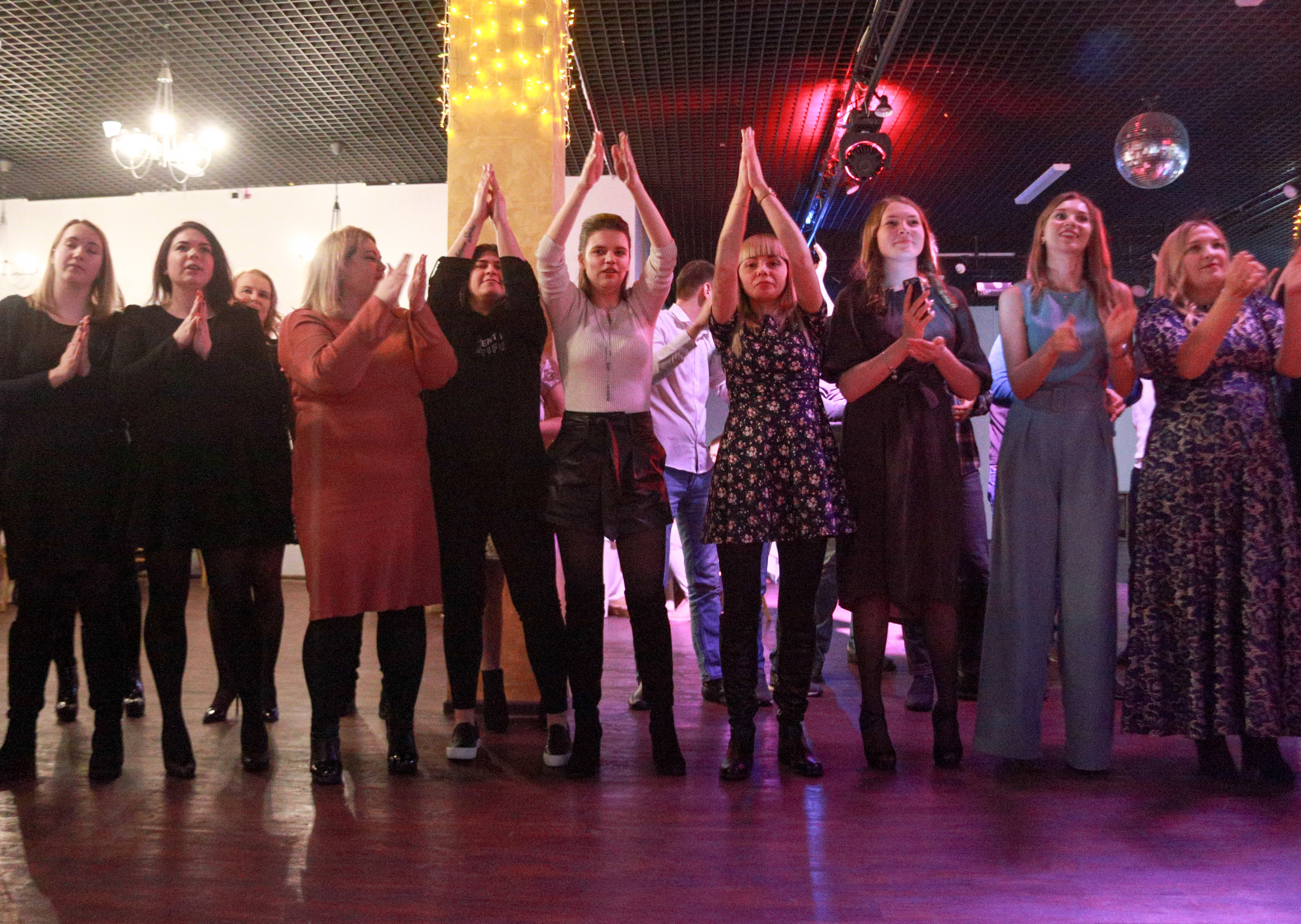 Корпоратив в Перми. Репортажная фотосъемка. Фотограф Пермь. Фотосессия в фотостудии Перми и на свежем воздухе