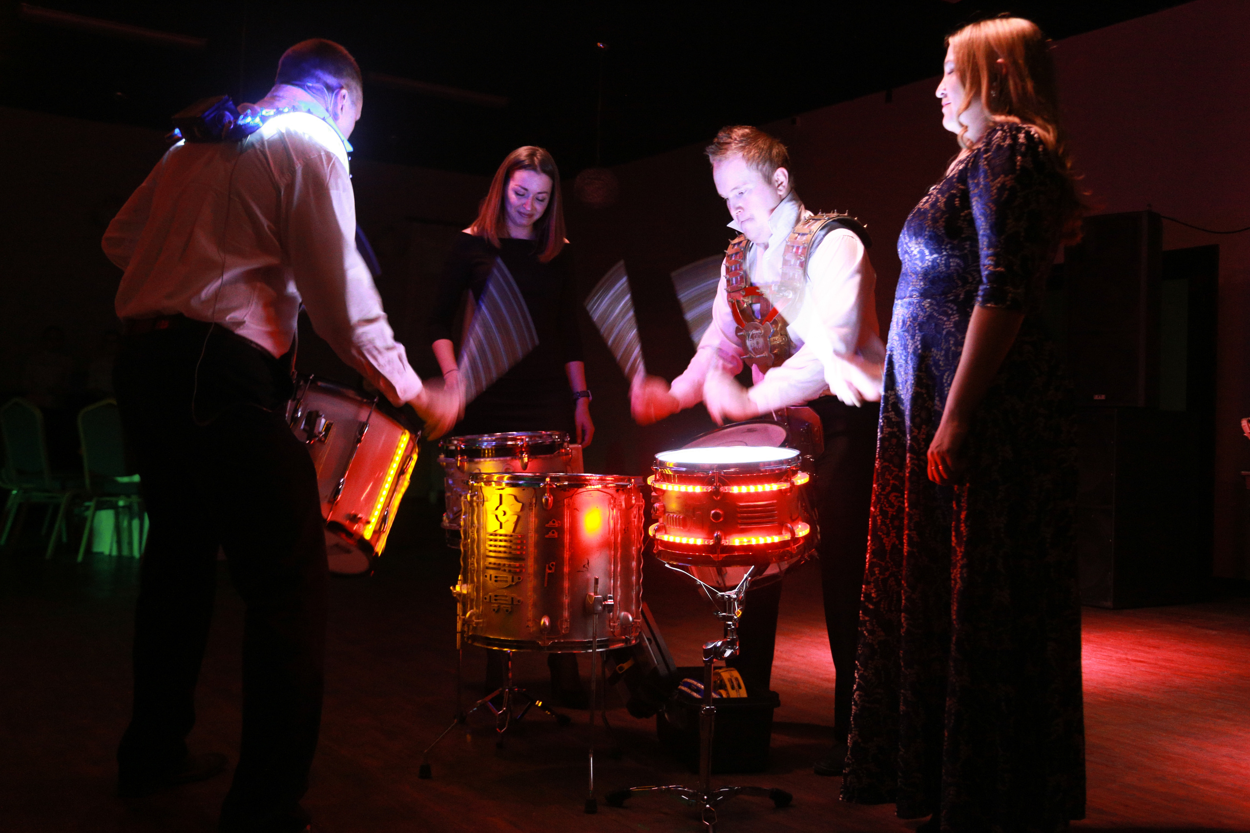 Корпоратив в Перми. Репортажная фотосъемка. Фотограф Пермь. Фотосессия в фотостудии Перми и на свежем воздухе