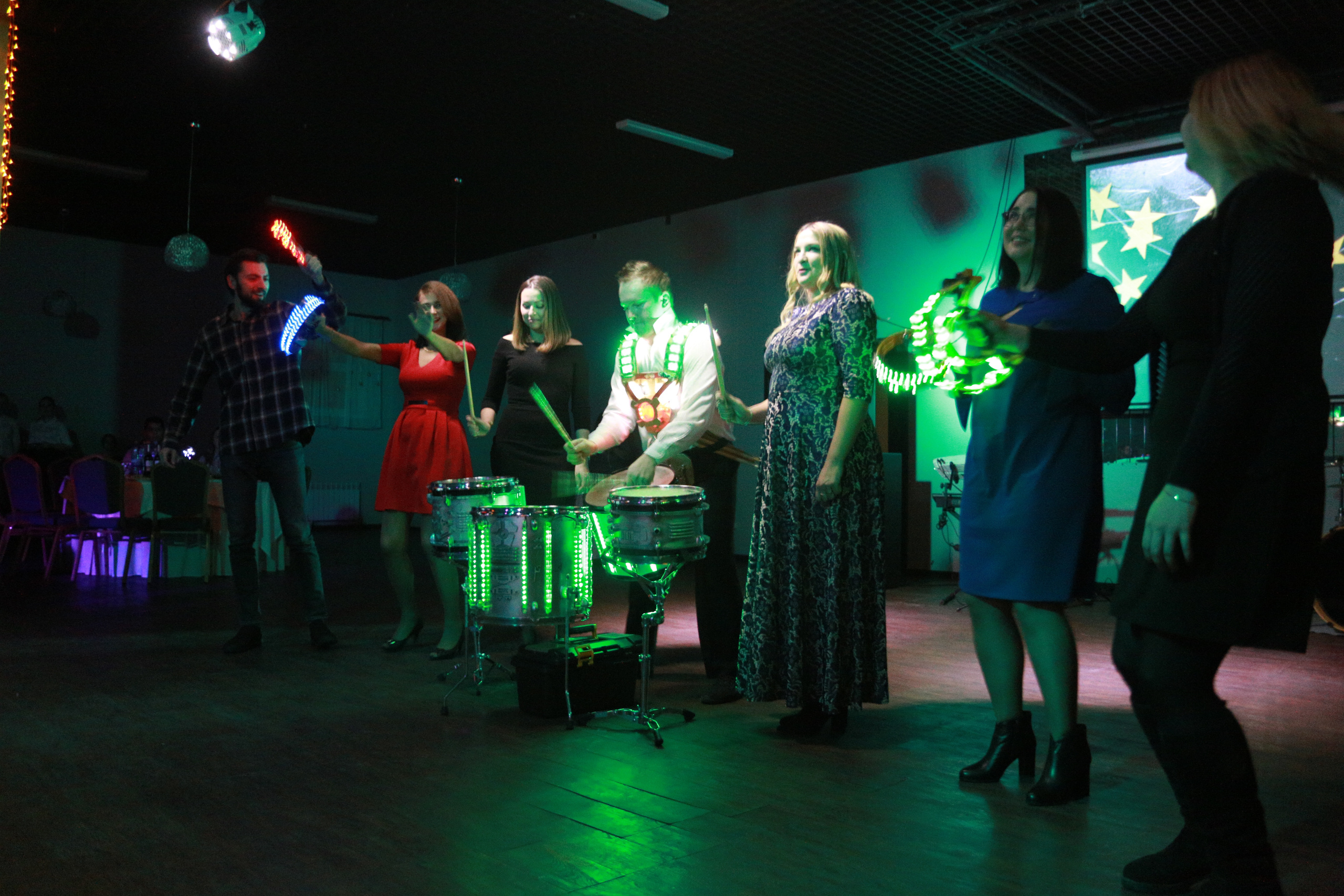 Корпоратив в Перми. Репортажная фотосъемка. Фотограф Пермь. Фотосессия в фотостудии Перми и на свежем воздухе