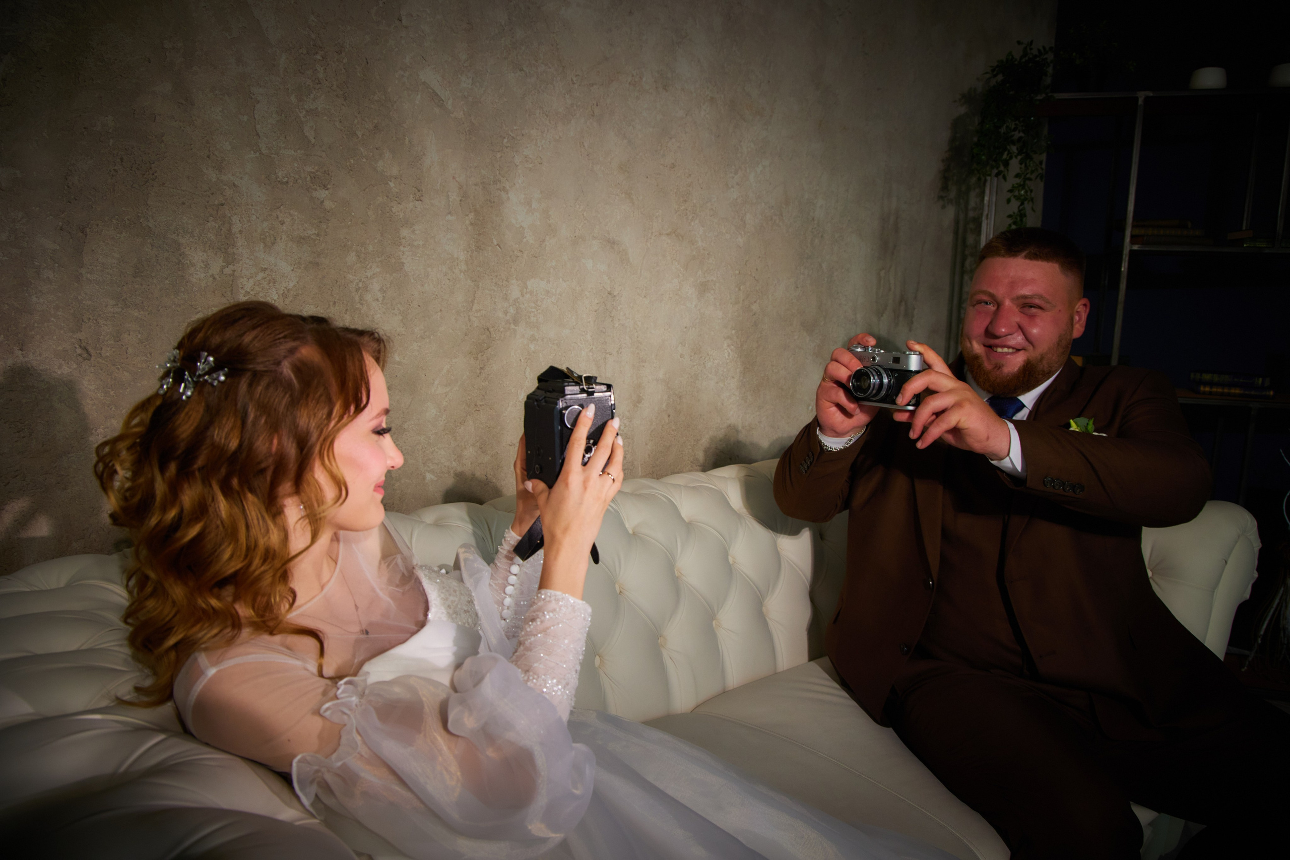 Свадебная фотосессия в фотостудии Дмитрия и Екатерины. Свадебный видеограф и свадебный фотограф в Самаре Олег Слеб