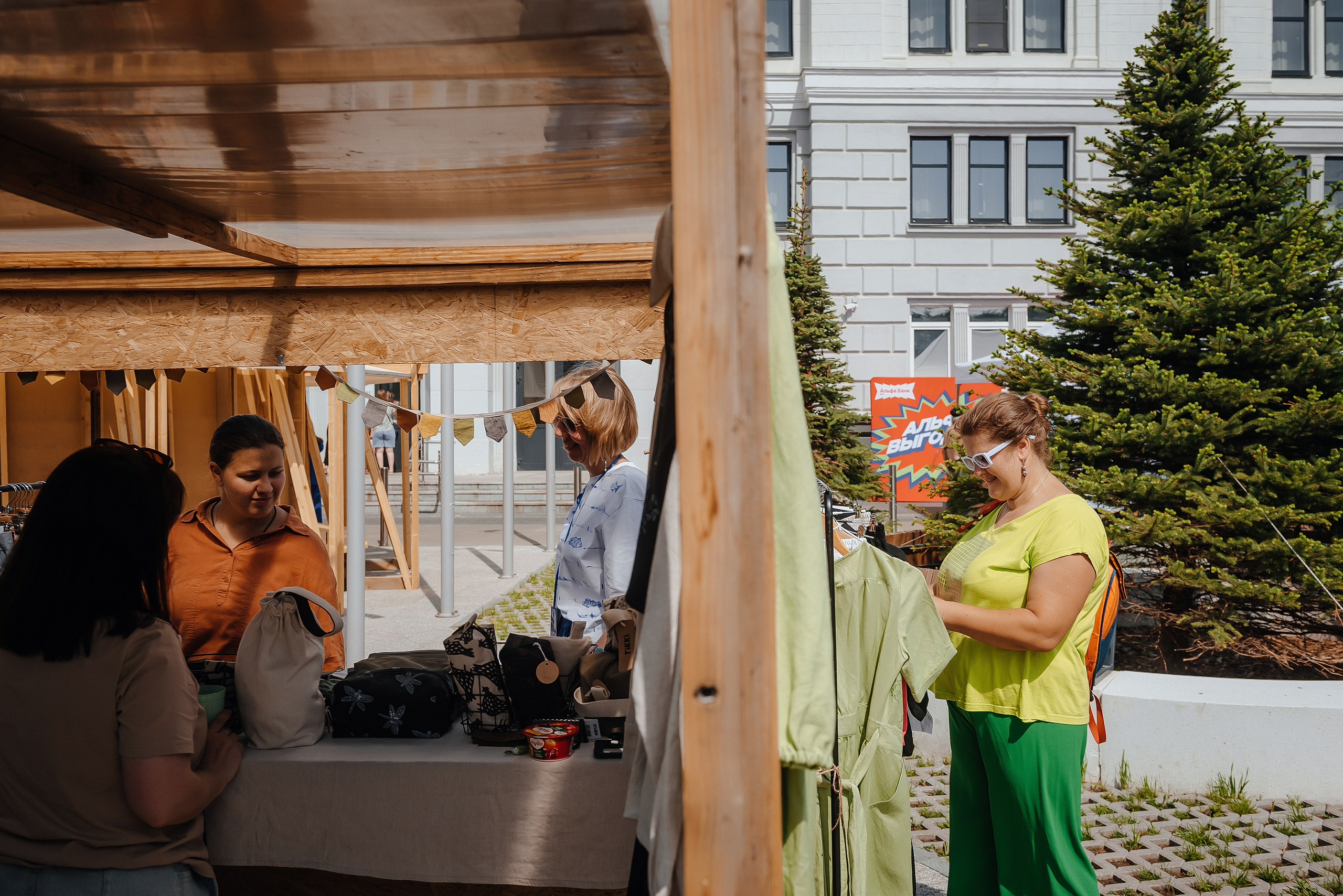12.07.2025 | БурмагинФест — фестиваль печатной графики. Фотограф Роман Рудаков