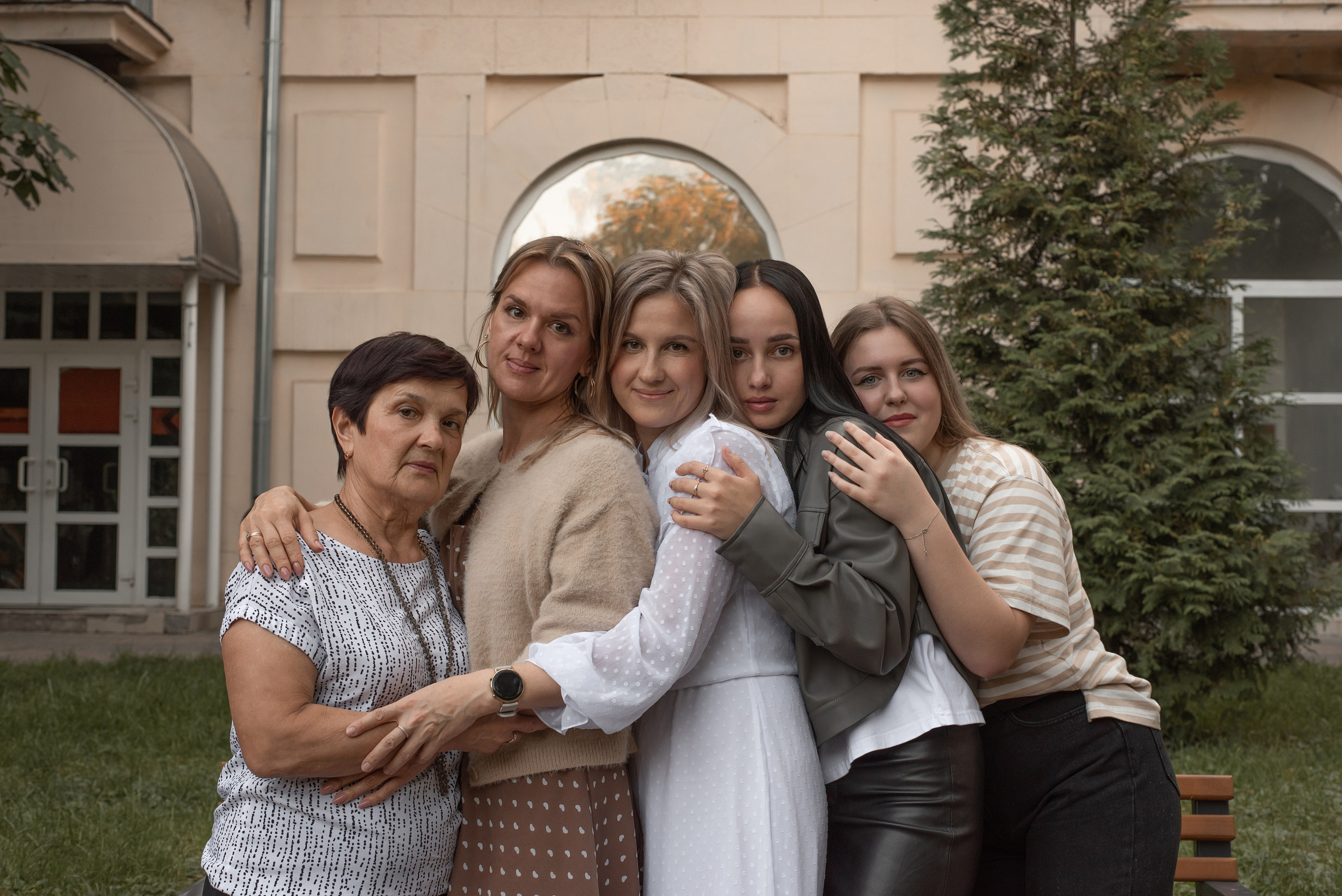 Большая семья. Главная