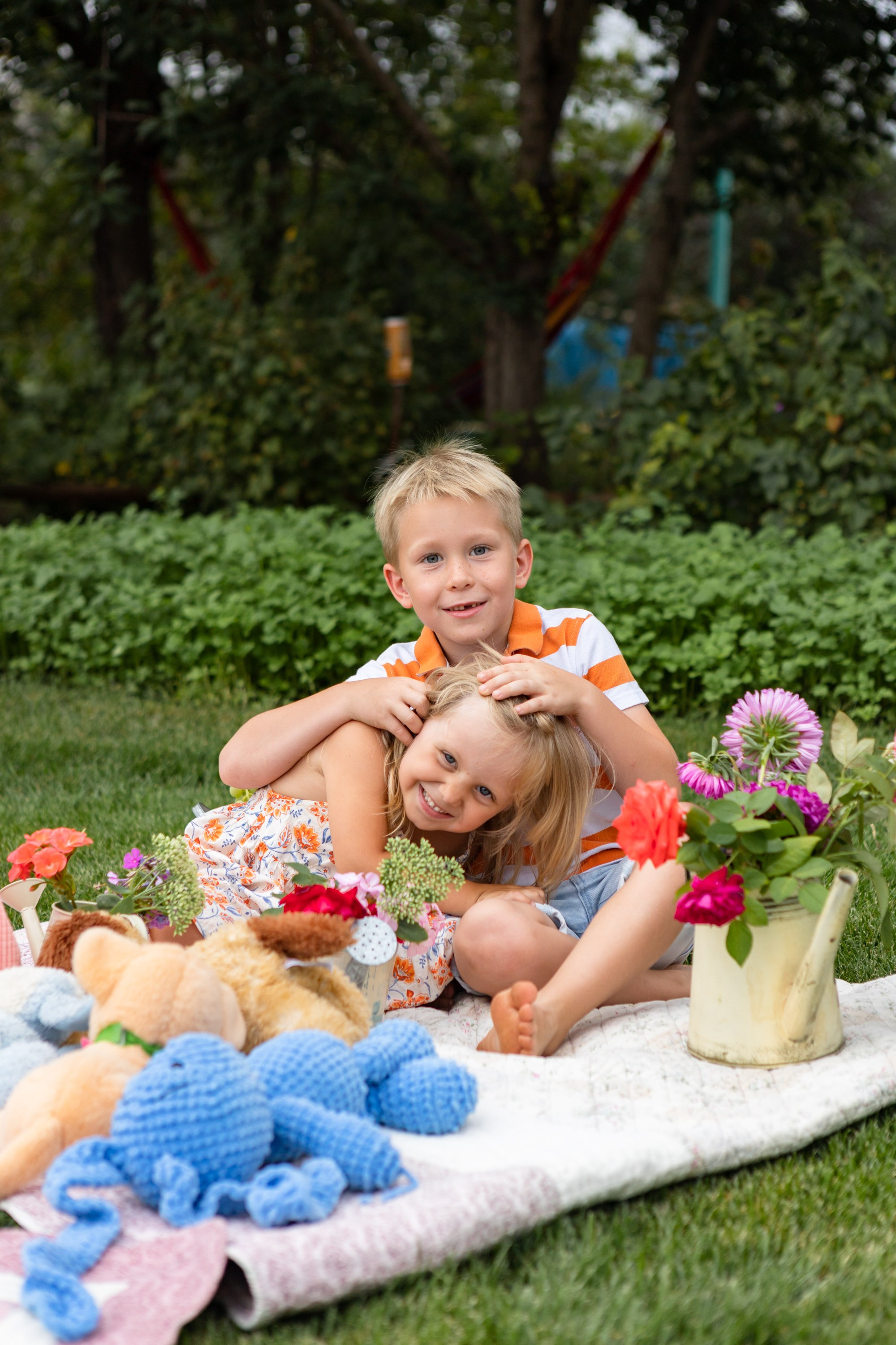 Семейная фотосессия на даче. Фотограф в Оренбурге. Профессиональный фотограф