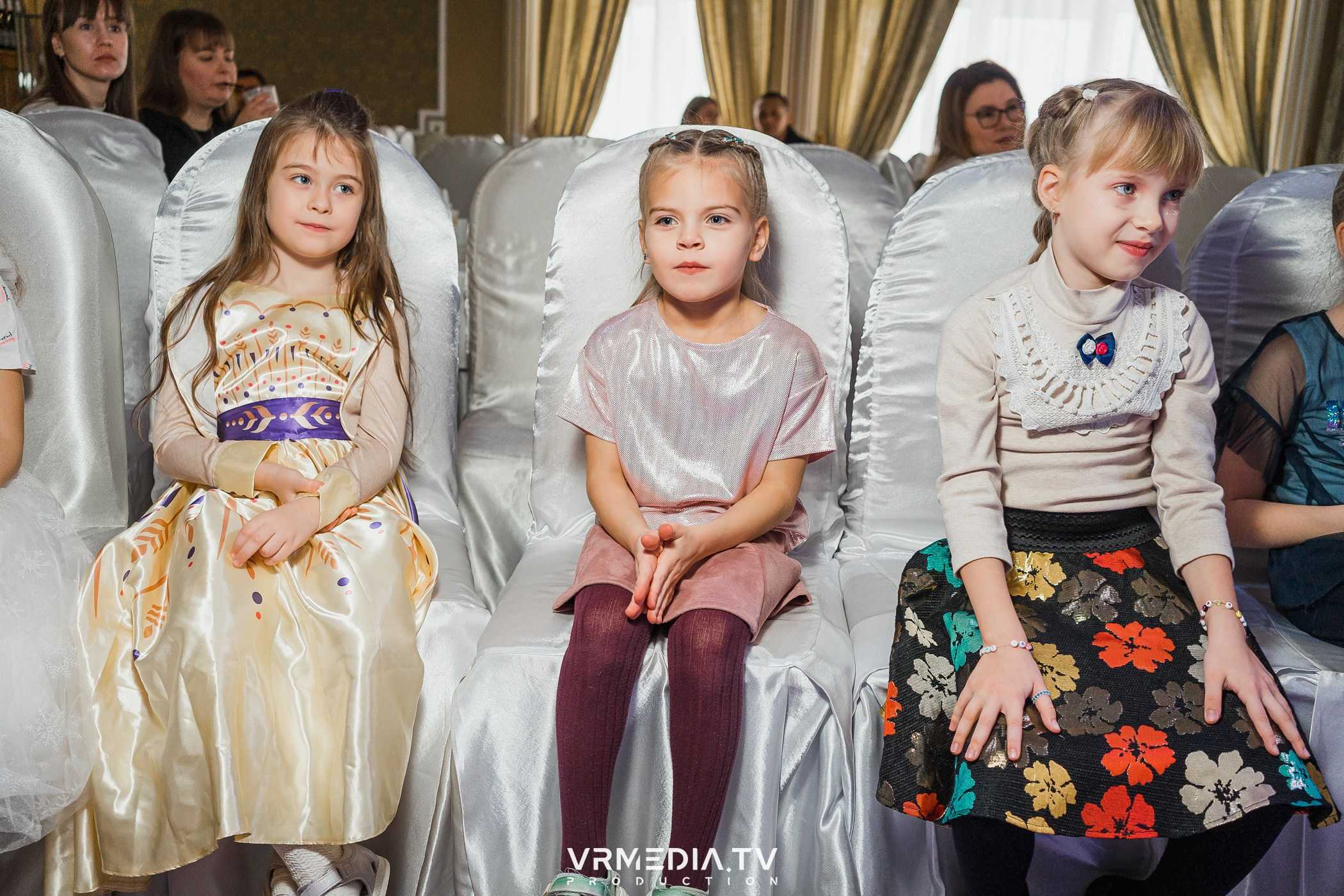 ХОЛОДНОЕ СЕРДЦЕ в ресторане «Империя»