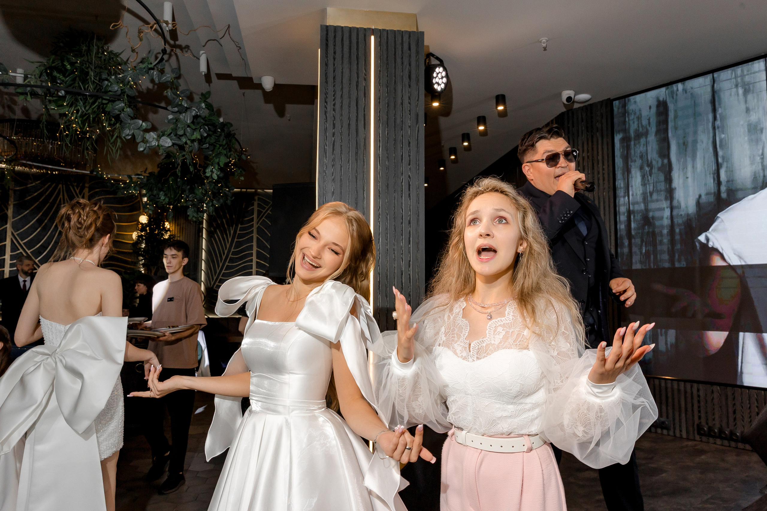 ВЫПУСКНОЙ CHEESERIA-Гимназия 33. Свадебный и семейный фотограф Динар Гильмутдинов