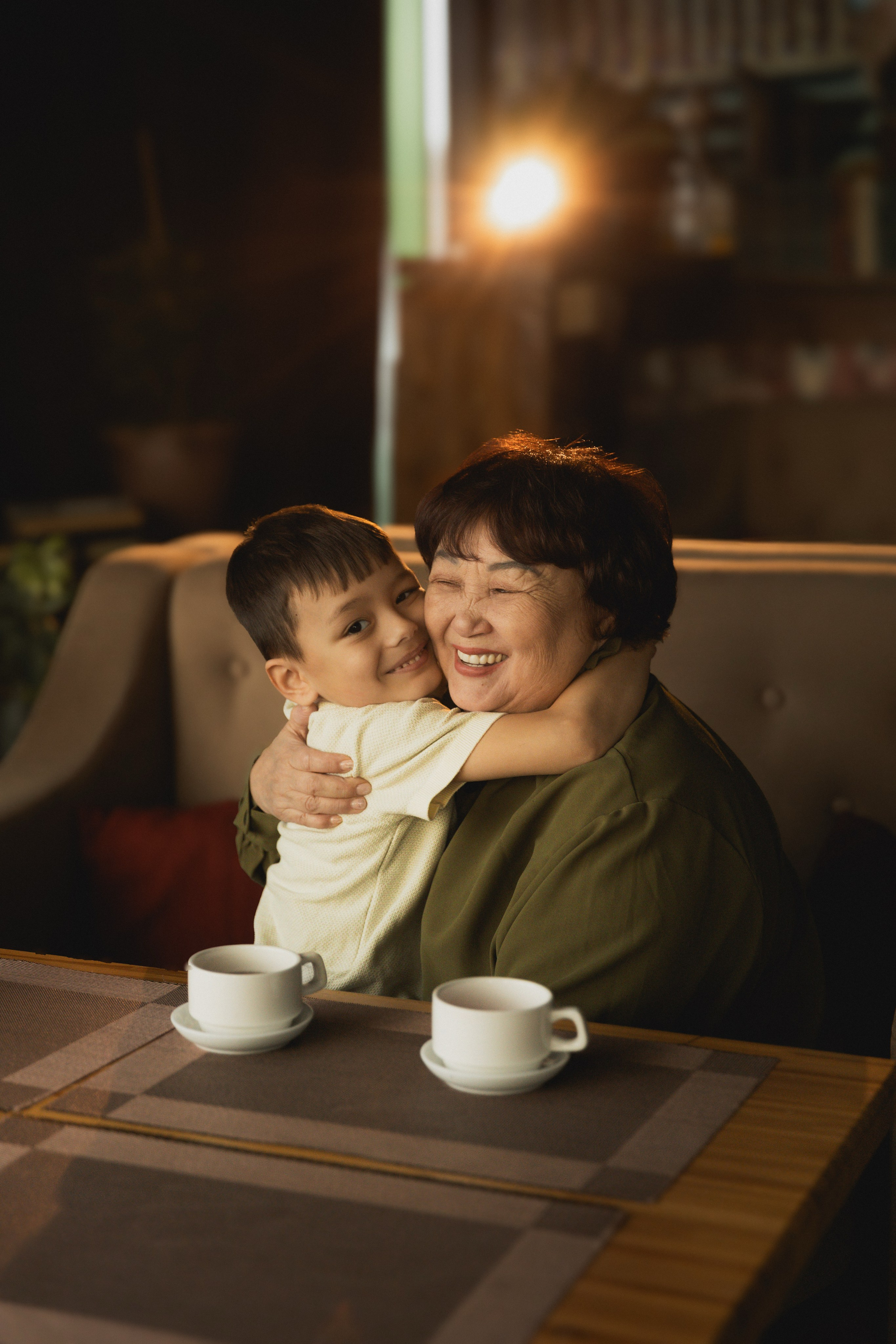 Бабушка и внук. Семейный и свадебный фотограф Лилия Матонина | Ангарск, Иркутск, Усолье-Сибирское, Байкал (Листвянка, Ольхон), Иркутская область