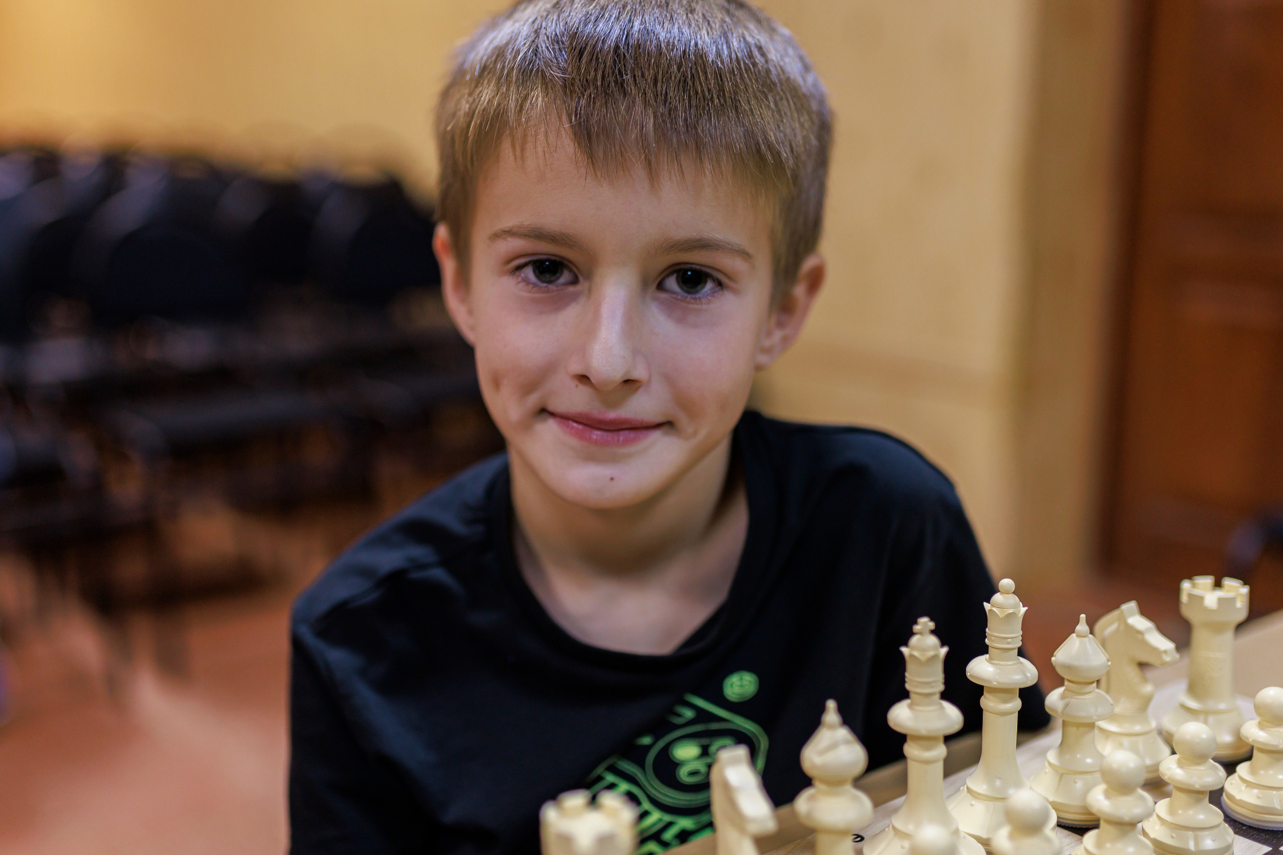 Репортажная сьёмка игры в шахматы в детском доме. Семейный и детский фотограф в Рязани Васюгова Мария