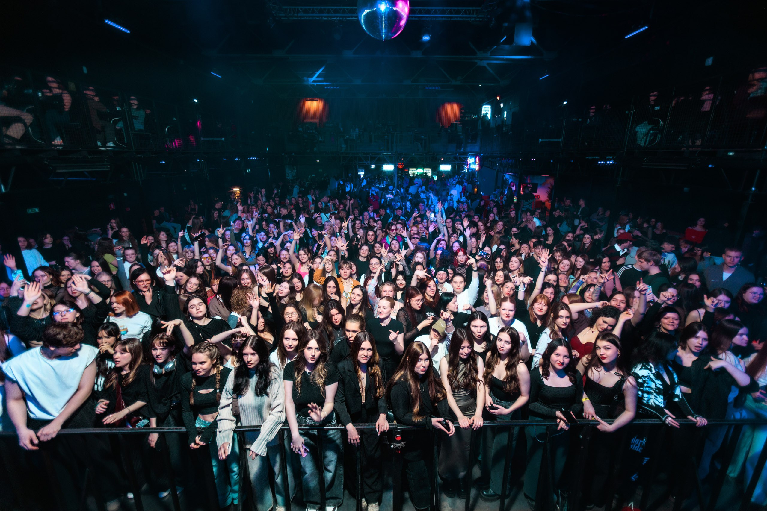 21.03.25 Sasha Spilberg. Репортажный фотограф Екатеринбург | Яркий, качественный репортаж | Концерты, клубы, репортаж, праздники, корпоративы