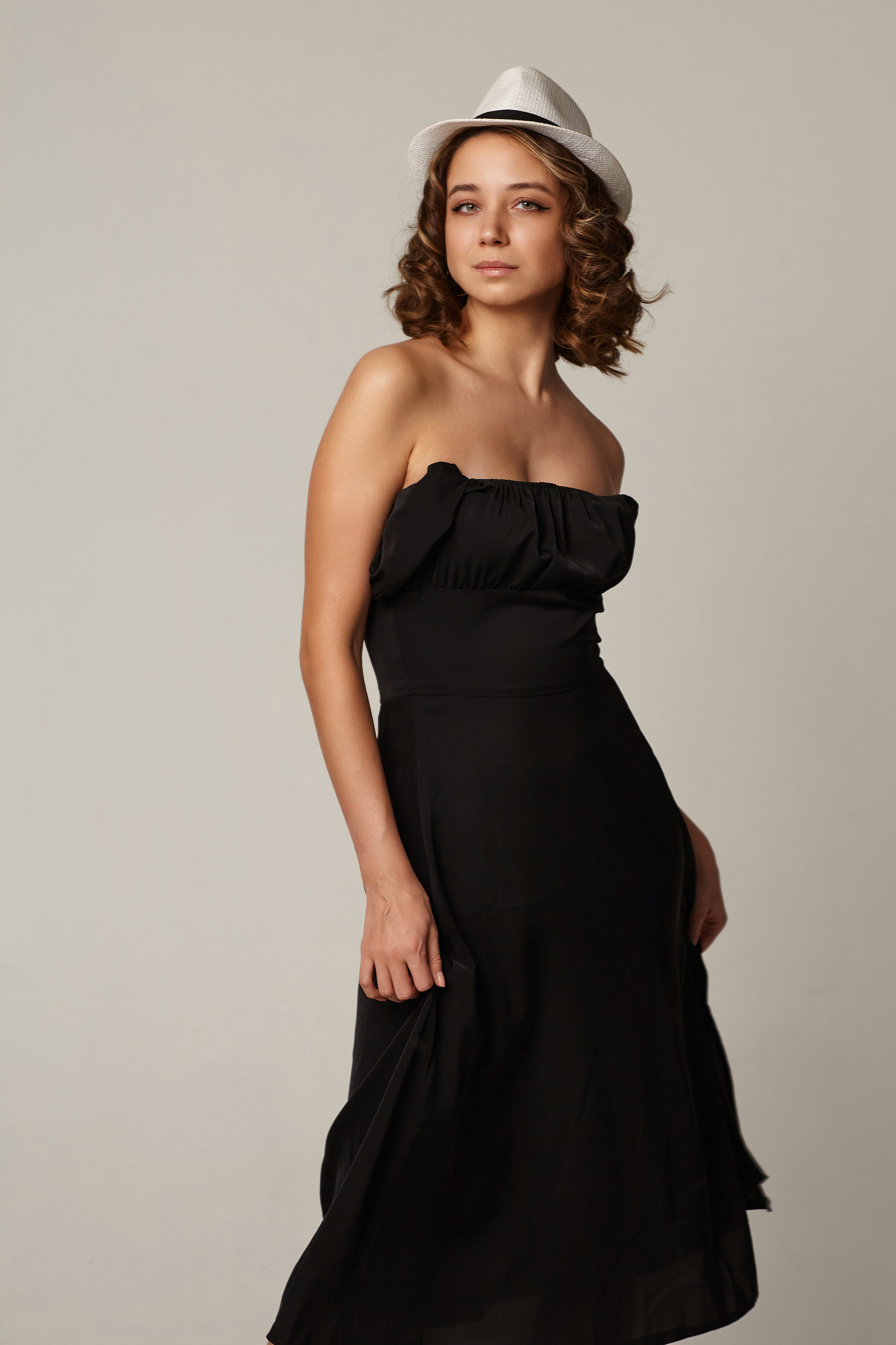 Профессиональные портреты модели.