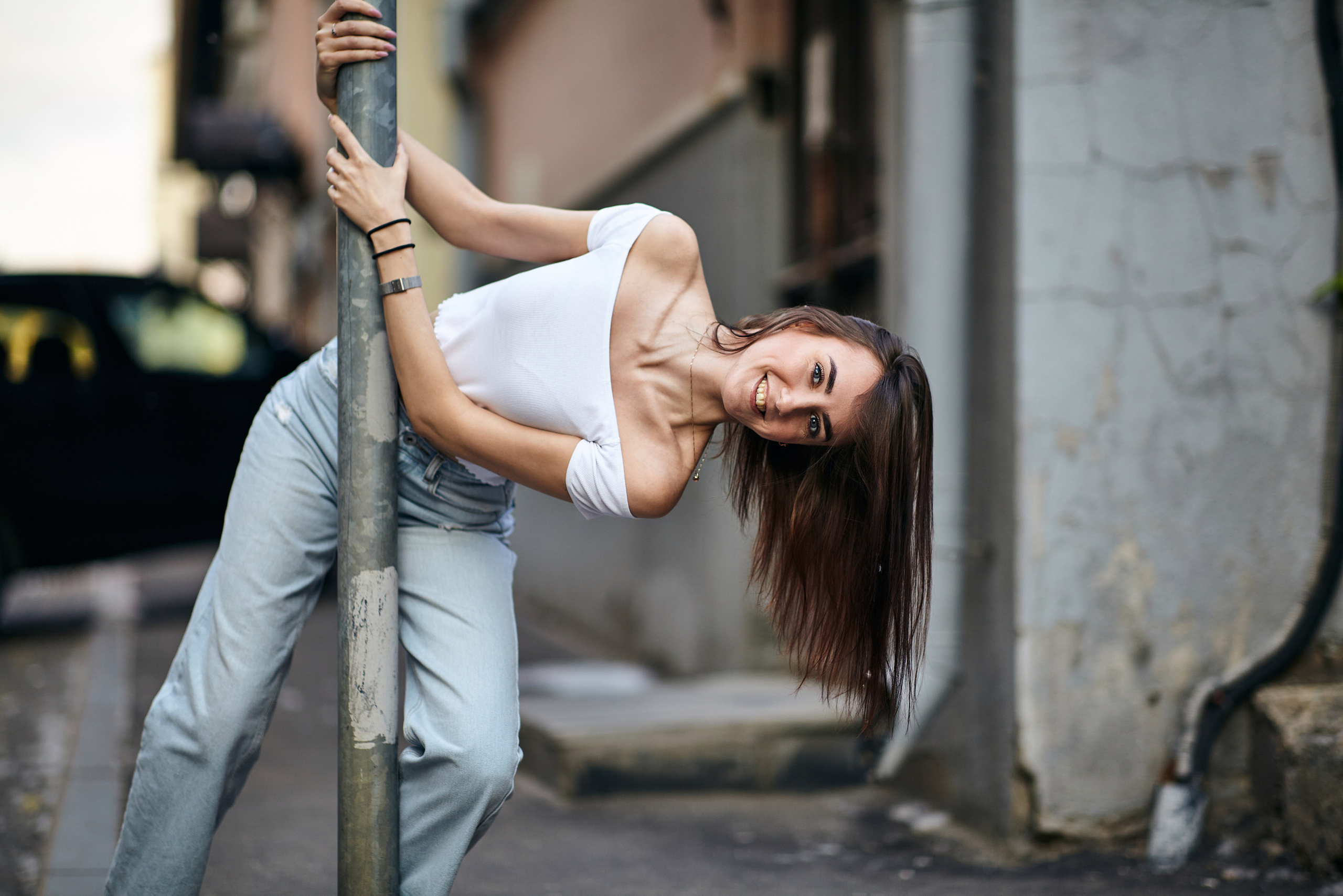 Street fashion с элементами искусства.