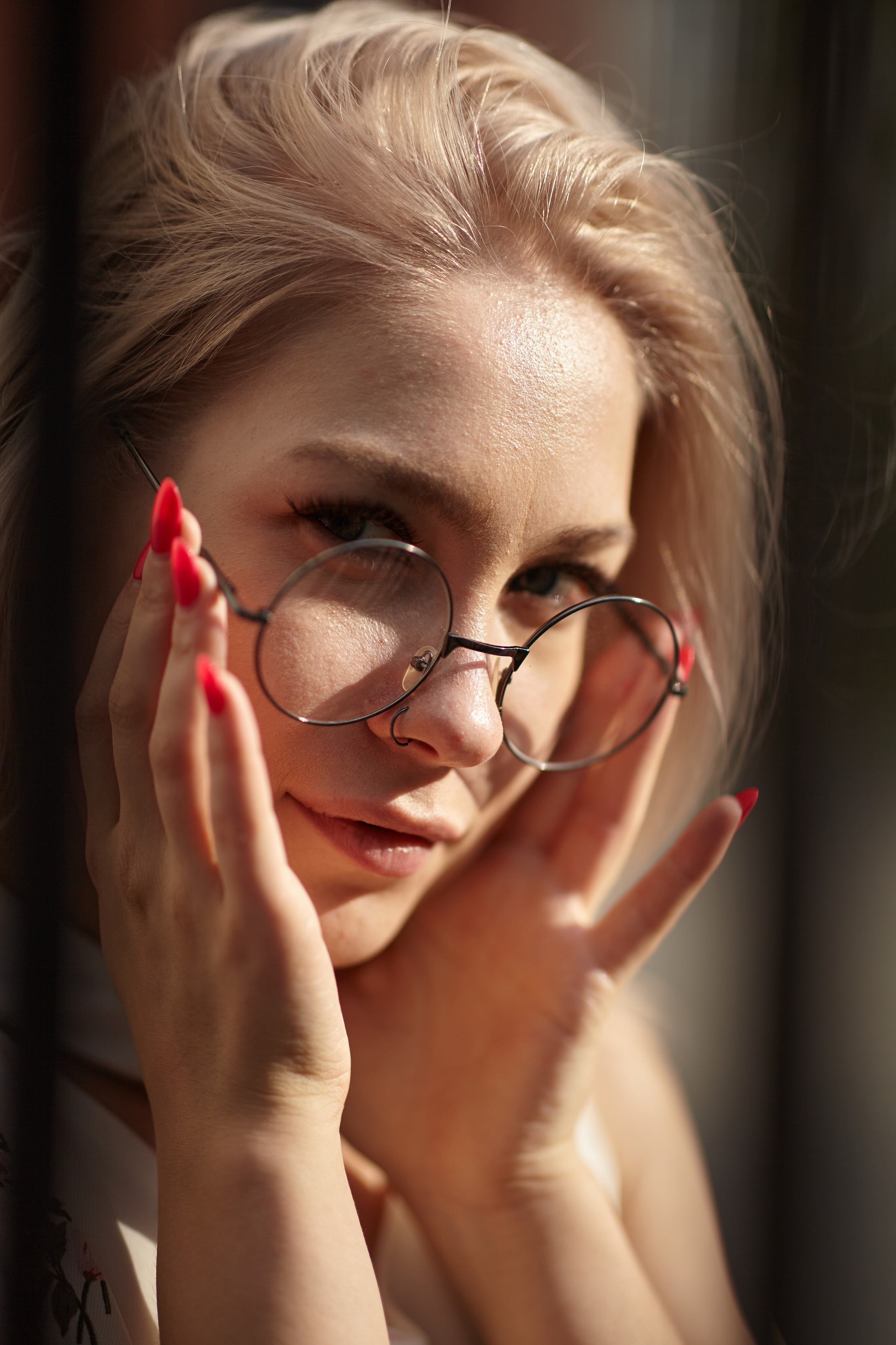 Street fashion с креативными акцентами.