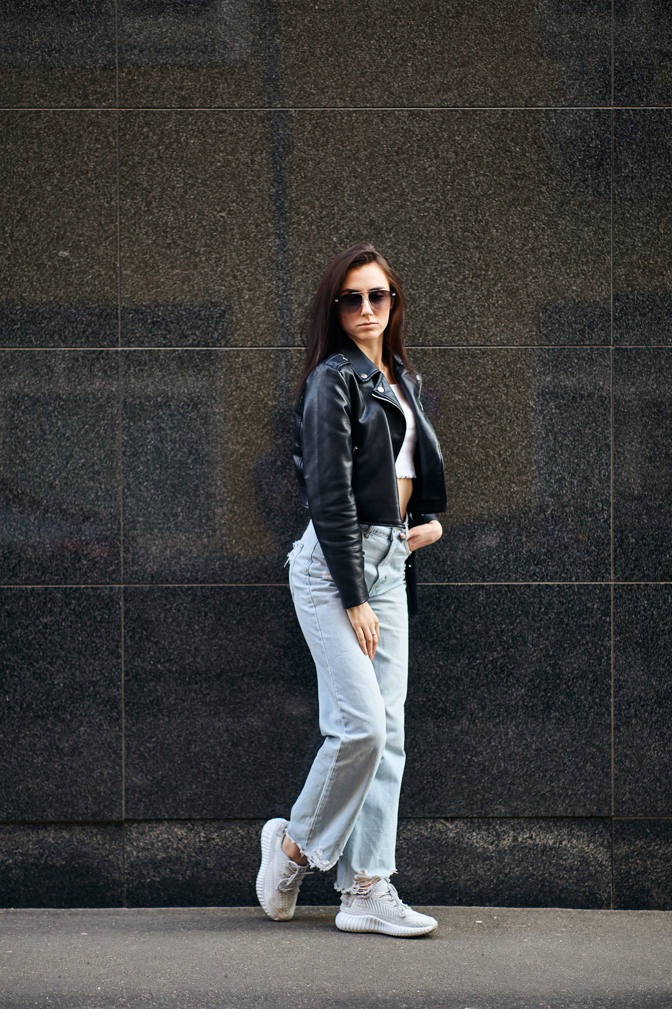 Street fashion с моделью в Москве.