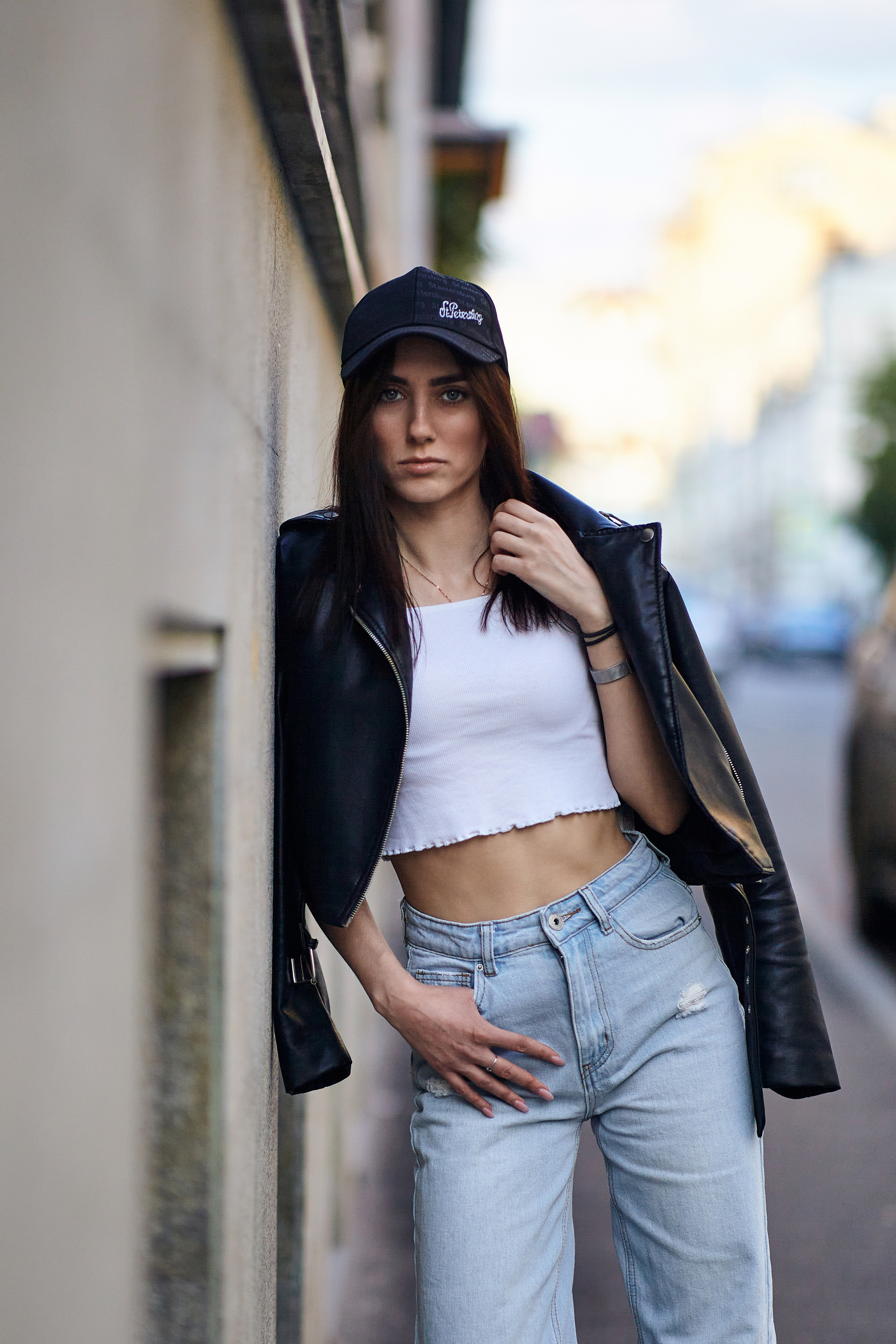 Модель и Московский город в объективе.