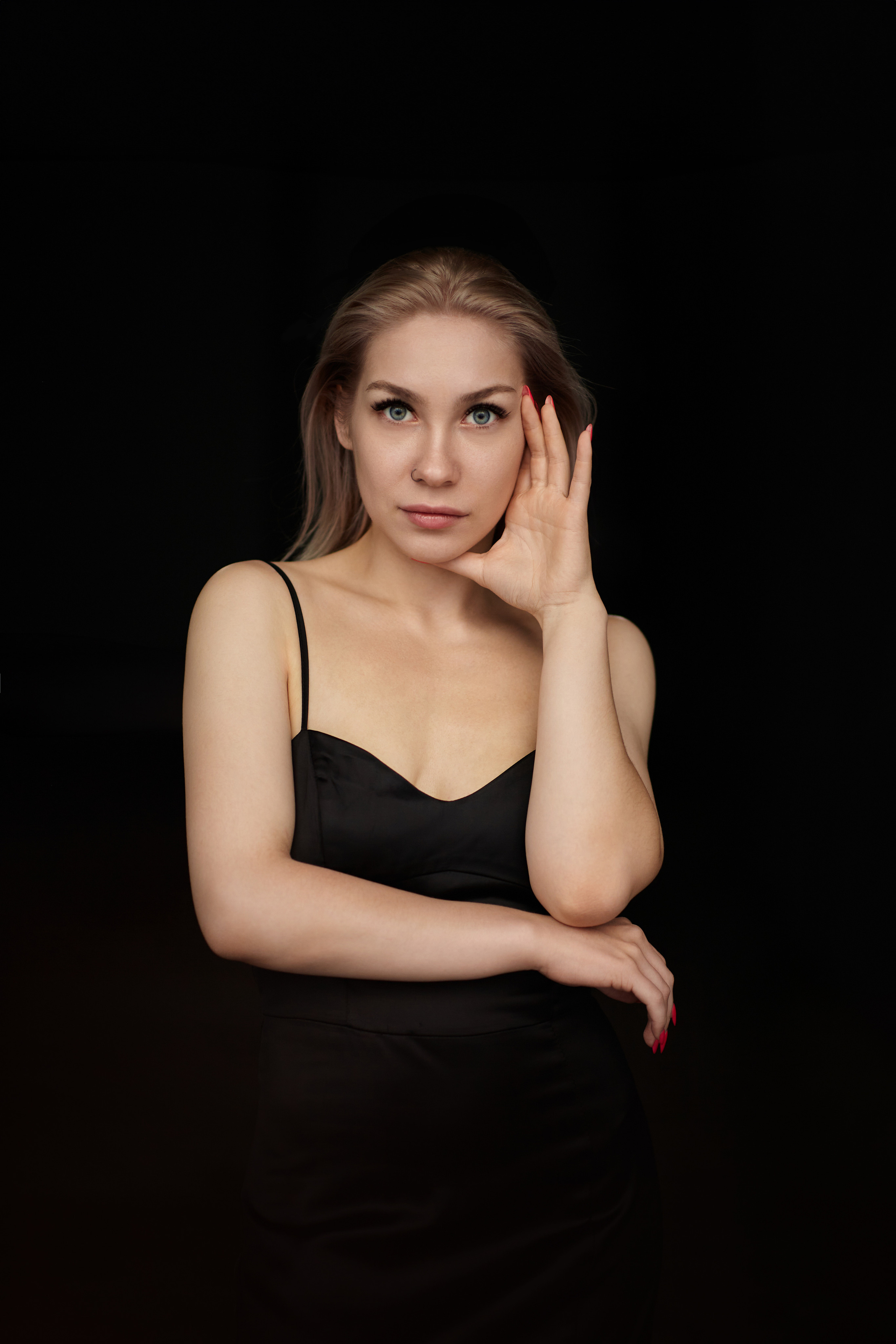 Модель в городской атмосфере: качество и профессионализм.