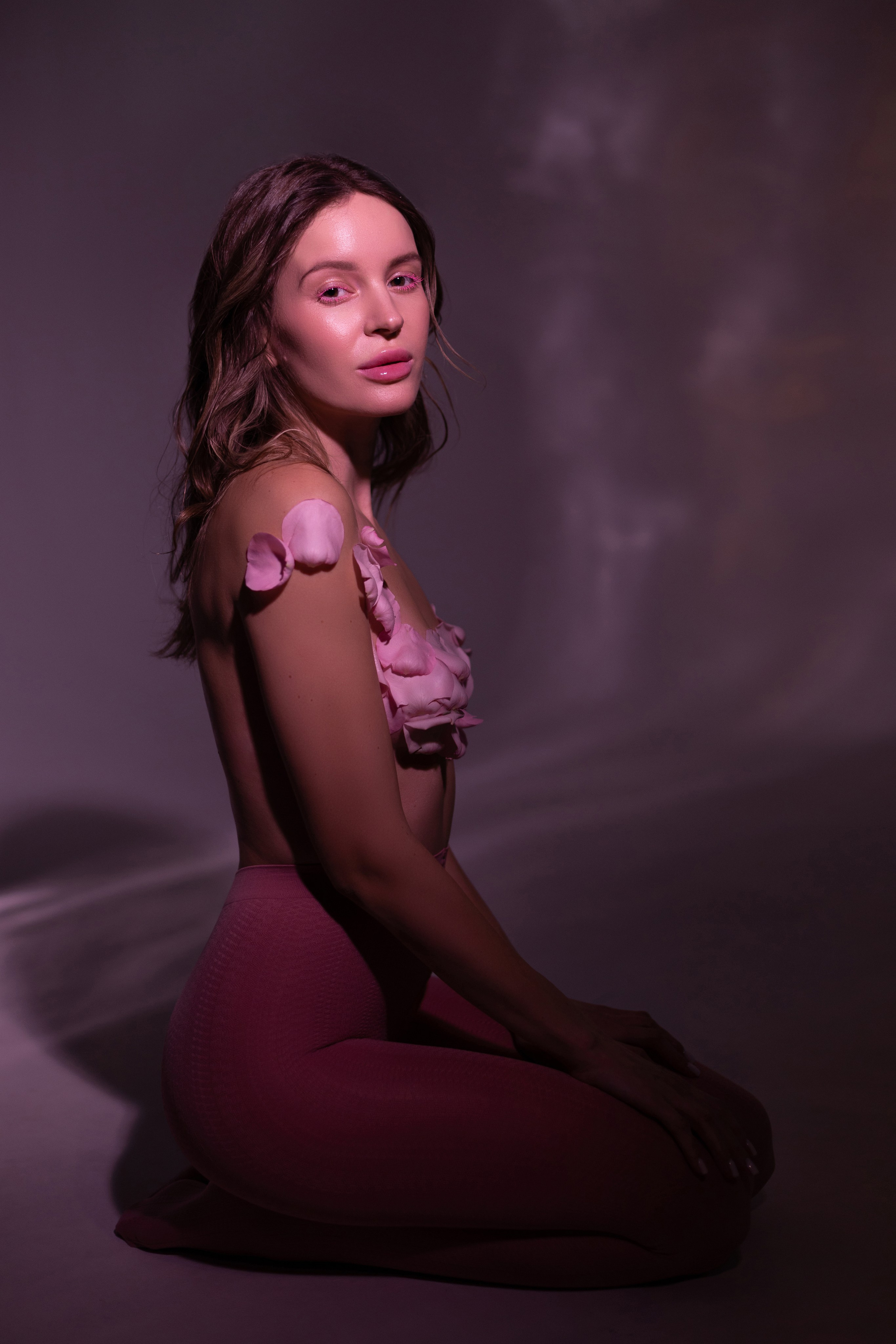 Рита «Pink flower». Фотограф Мария Щеголькова. Чувственный женский портрет