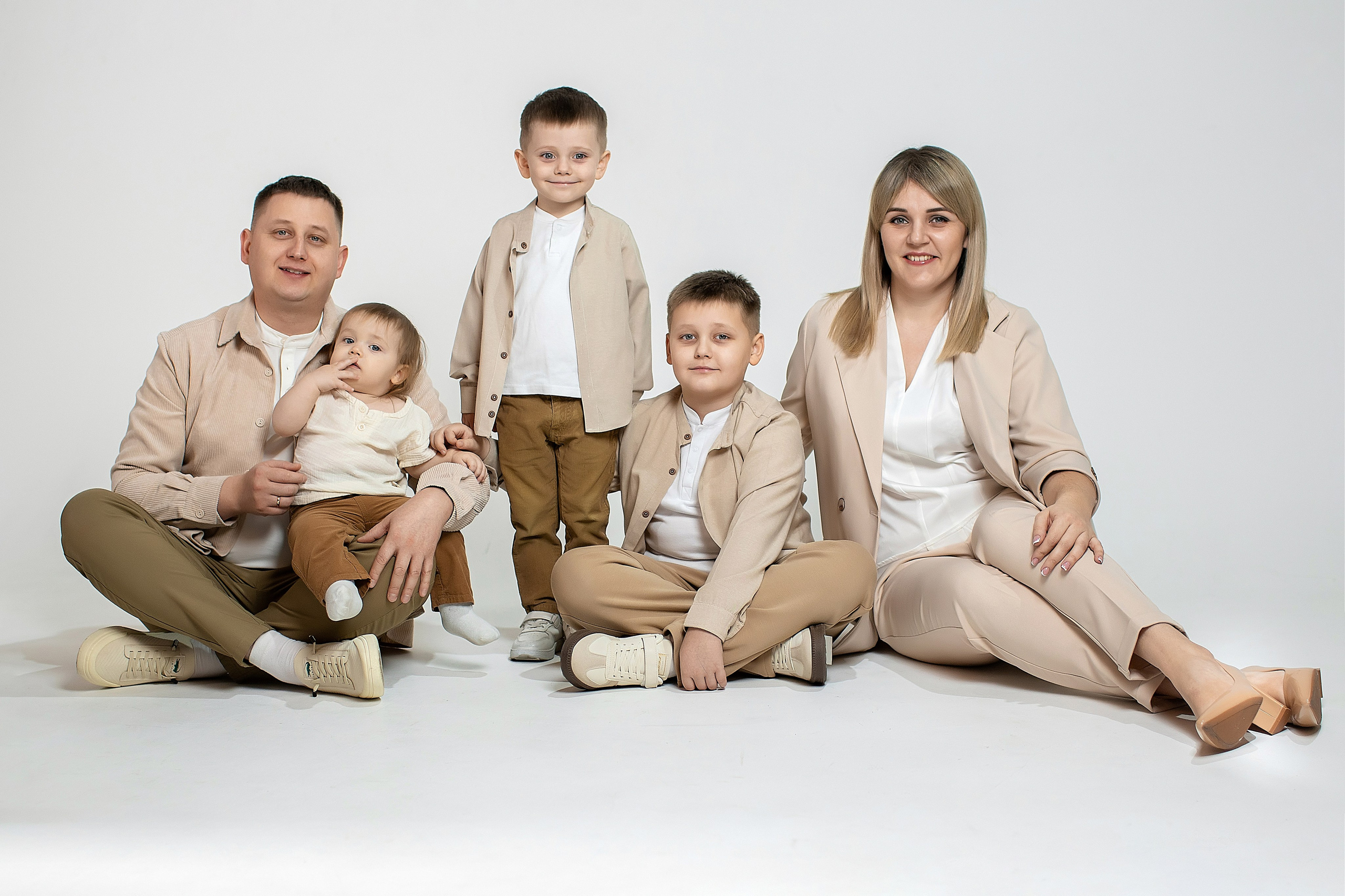 Минимализм, съемки на циклораме. Свадебный и семейный фотограф в Туле и Москве Полукарова Юлия