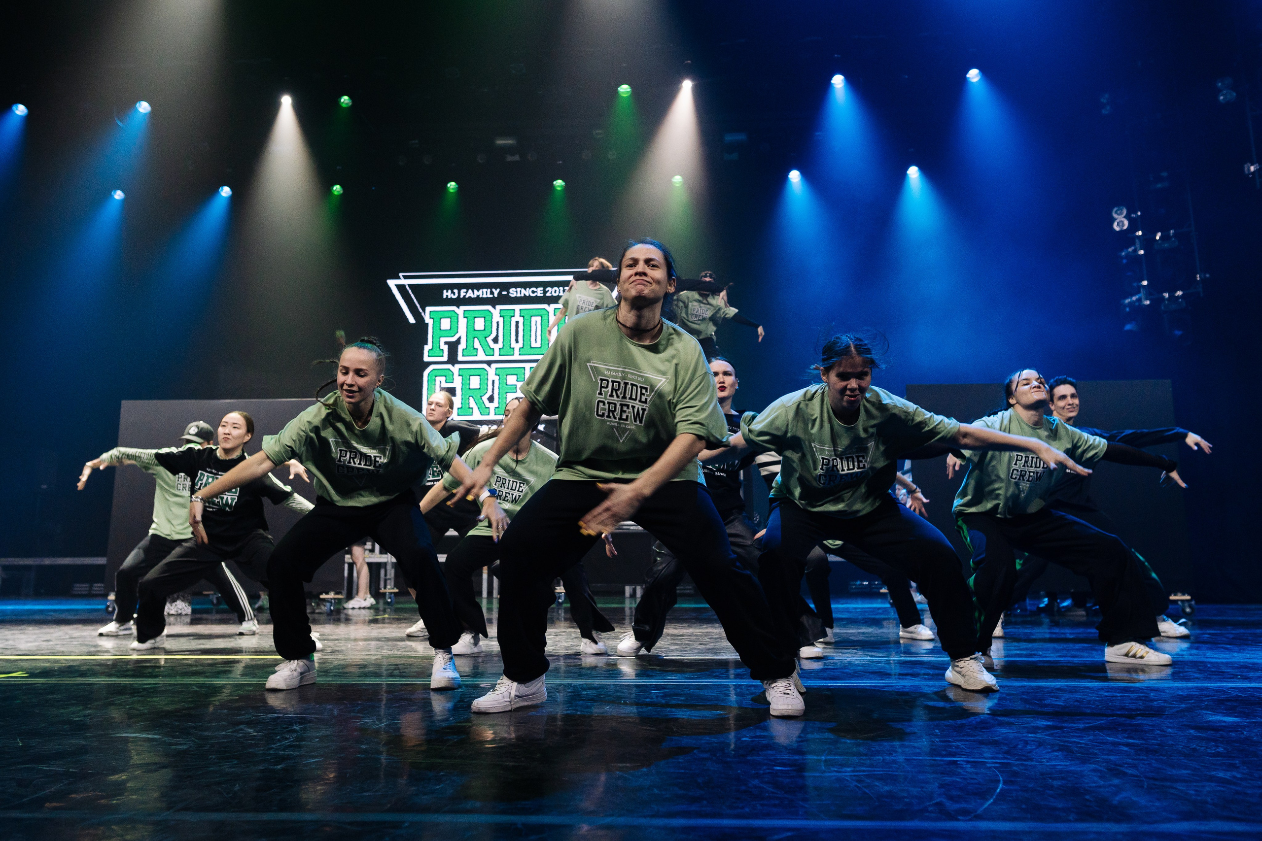 Harleen Joker's dance studio. Репортажный фотограф Красноярск Алекс Чампакхам