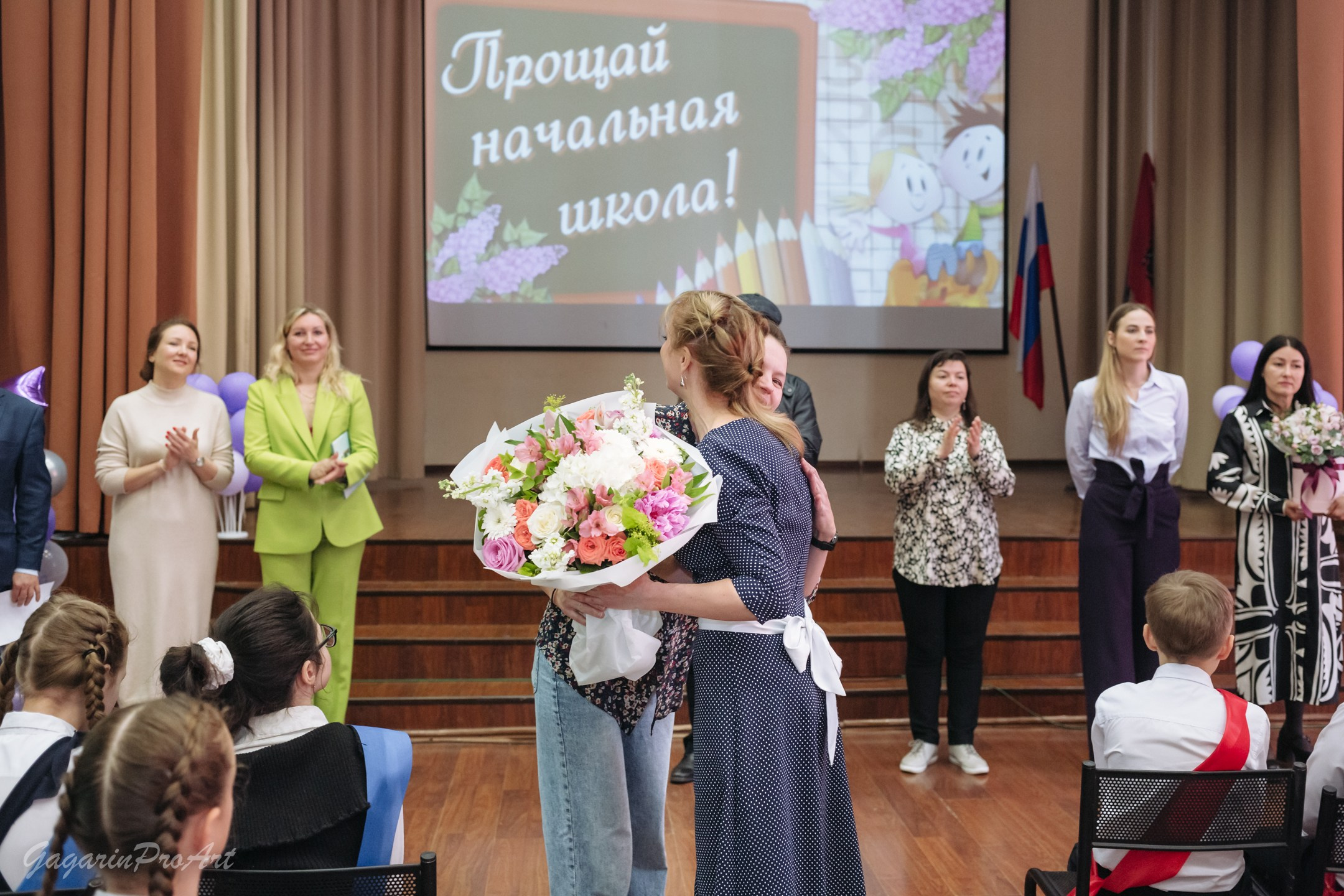 Репортаж в школе на выпускной. Фотограф на выпускной. GagarinProArt