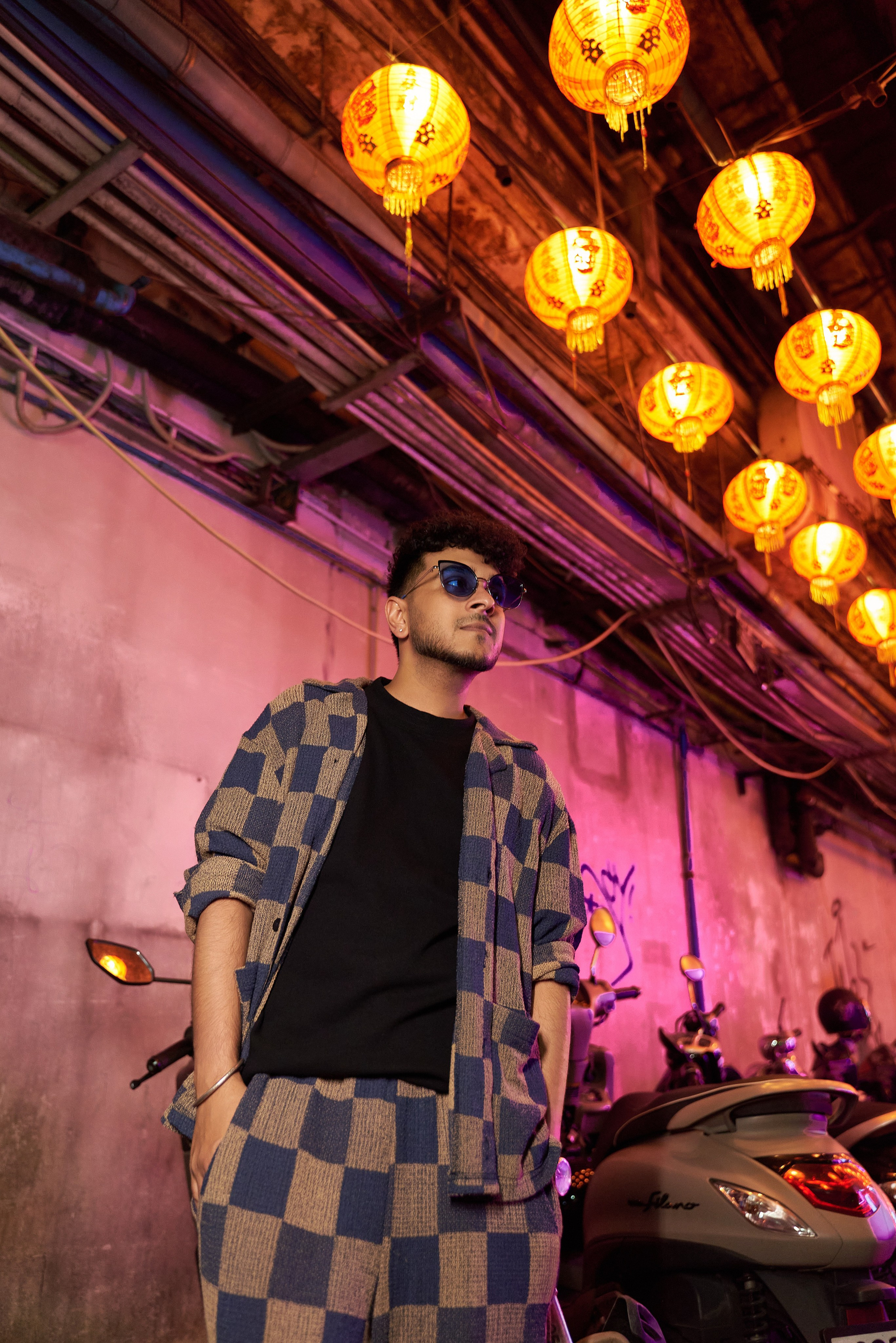 Veekapoor — music artist (Photoshoot in Chinatown). Photographer Bangkok — Pattaya | фотограф Бангкок — Паттайа