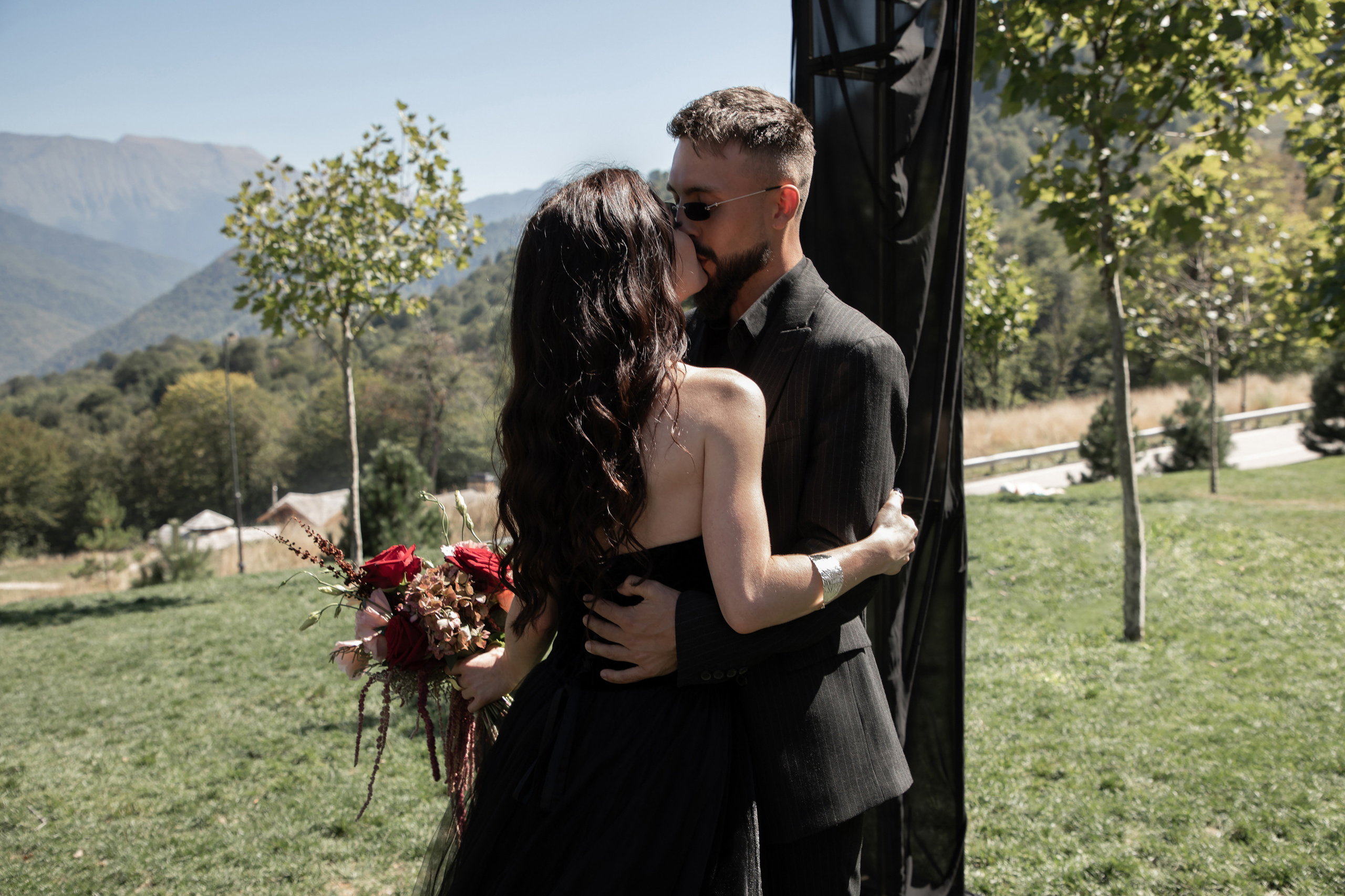 Свадьба. Дмитрий и Евгения. Свадебный фотограф в Сочи Наири