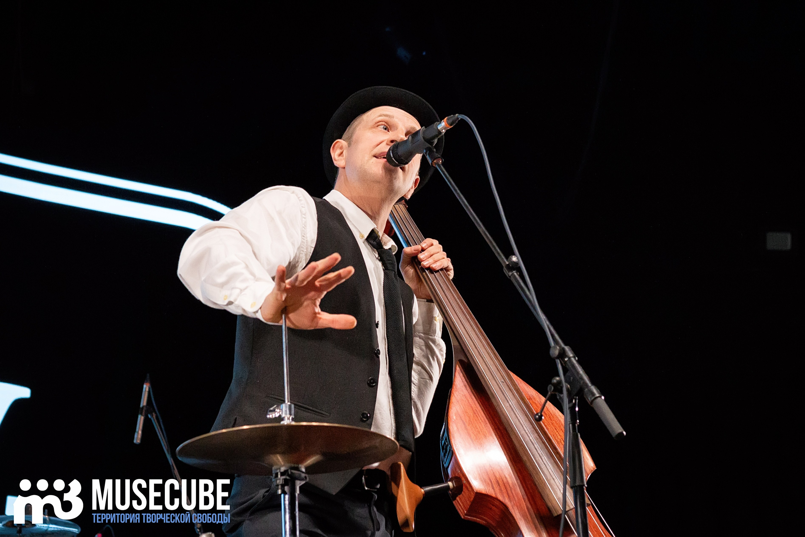 Фотосъемка концерта BILLY'S BAND Aurora СПБ. Портретные фотосессии, контент-съемки, репортаж