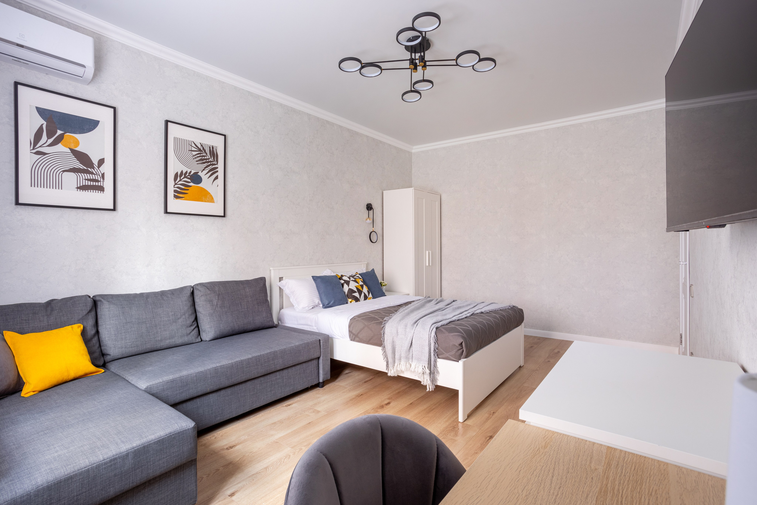 Apartments and houses. Interior photographer Vitalii in Portland and Vancouver