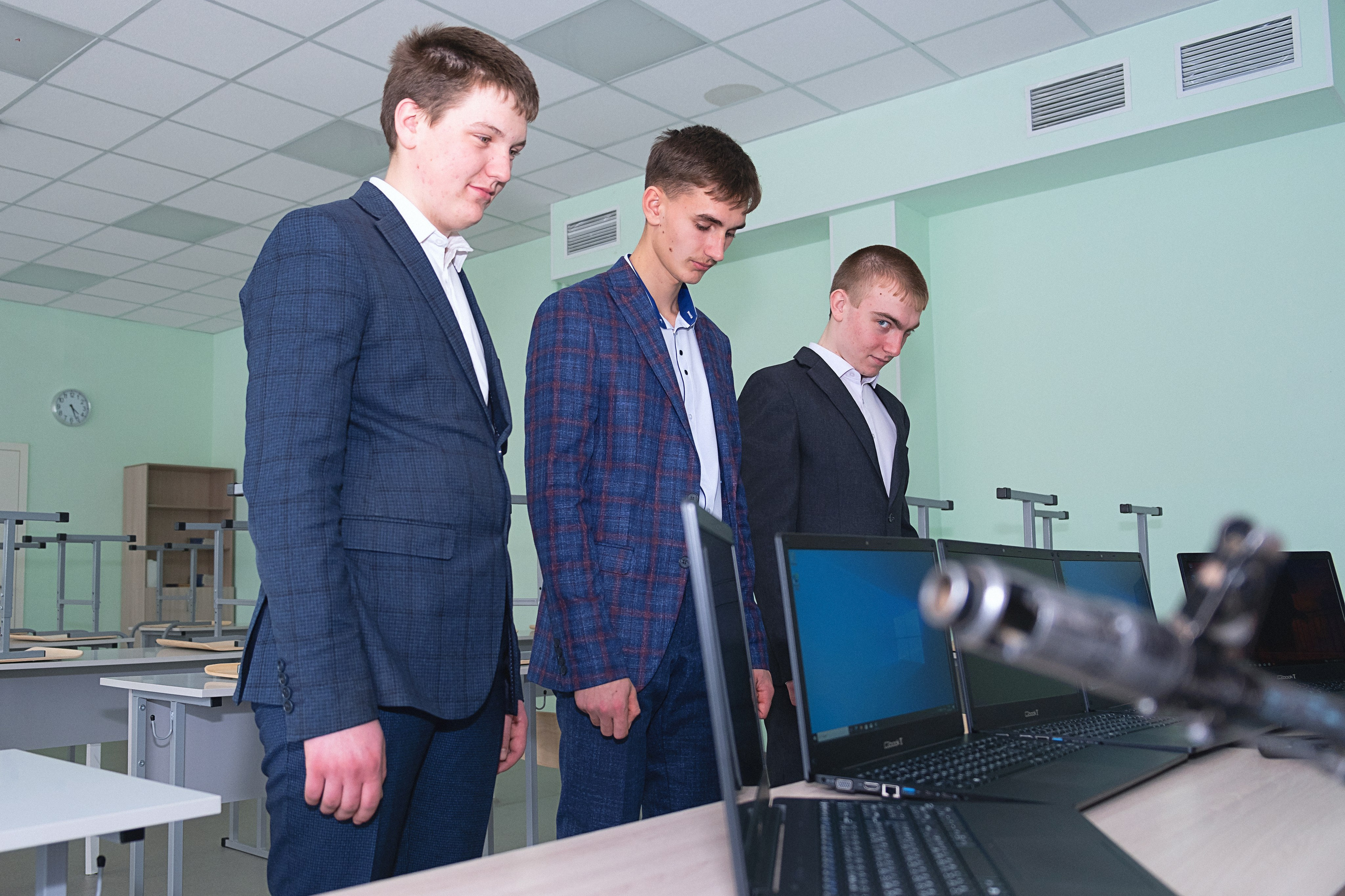 Выпускной альбом 2024. Фотограф и видеограф в Омск/Москва Сащенко Лера