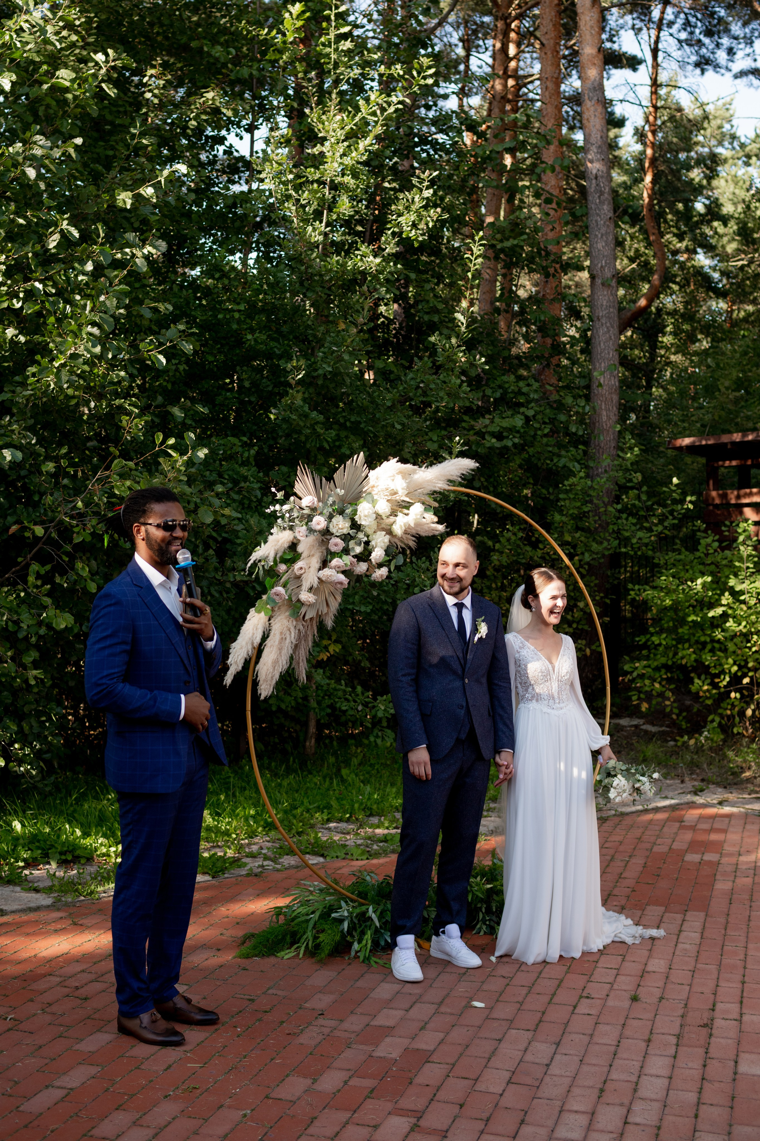 Свадебная фотопрогулка в Пушкине. Свадебный фотограф Кирилл Белый