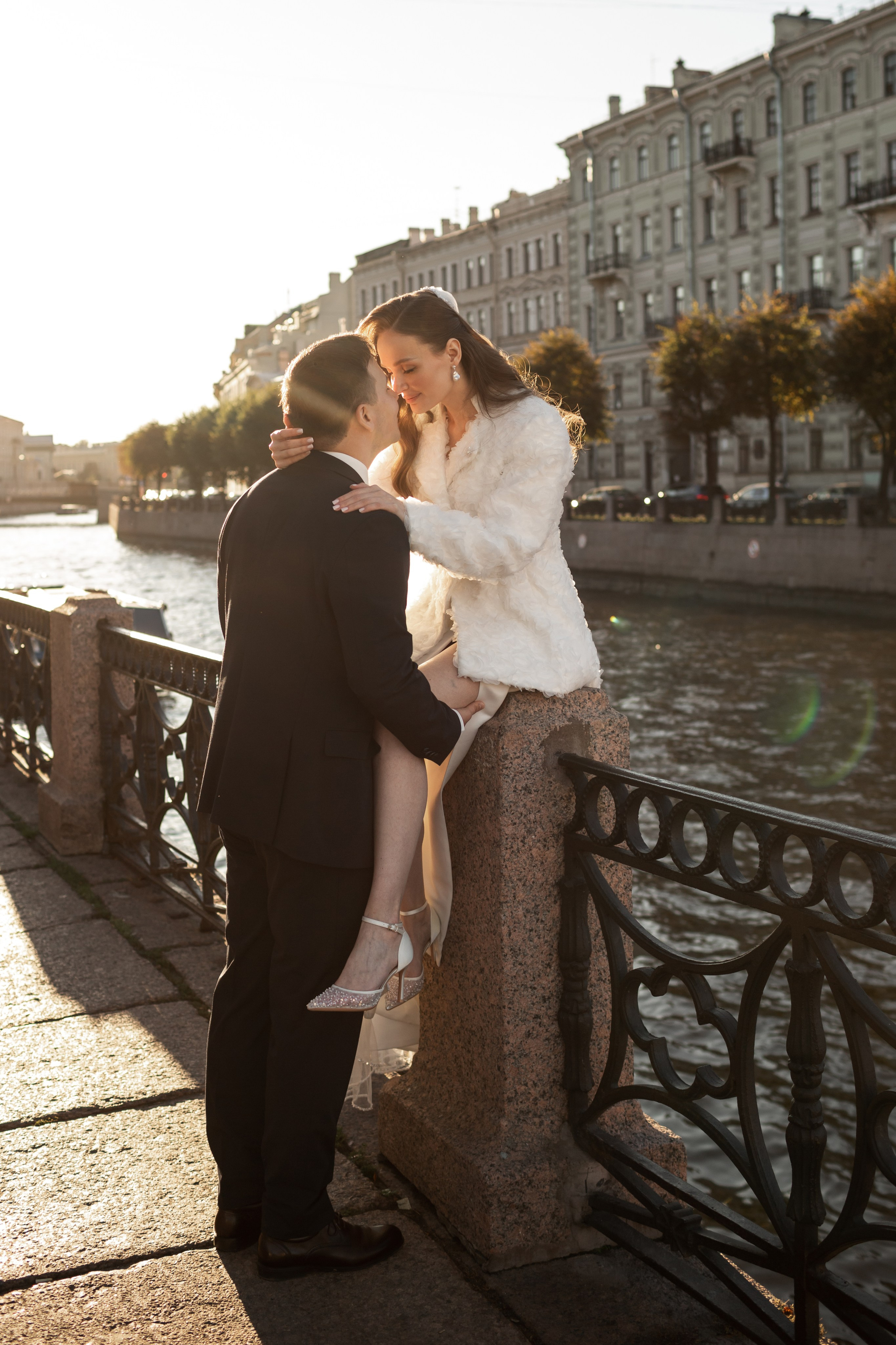 Свадьба в Петербурге в сентябре. Свадебный фотограф Кирилл Белый