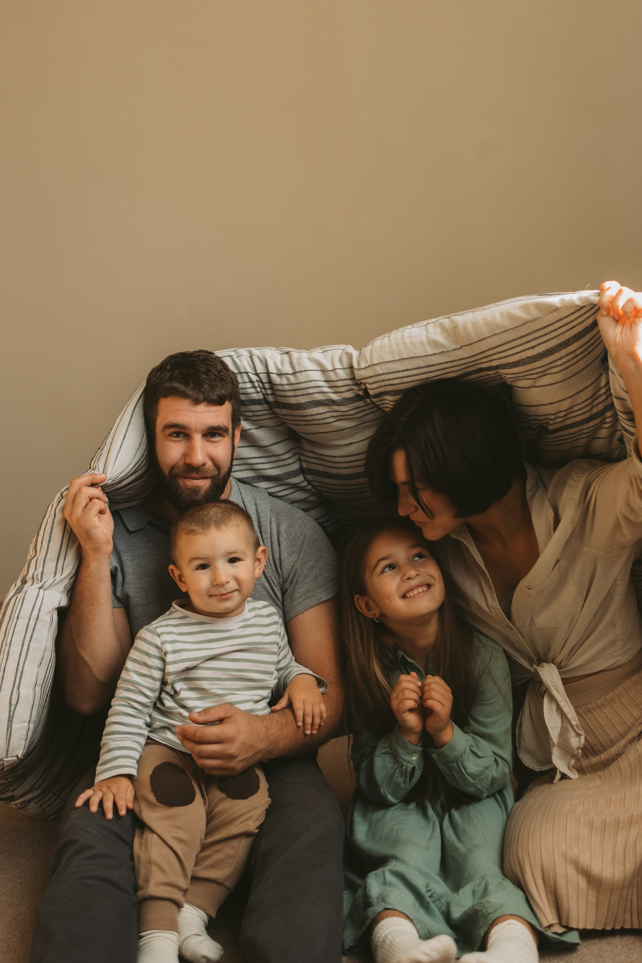 Семейная история в студии. Фотограф в Нижнем Новгороде Креава Ира