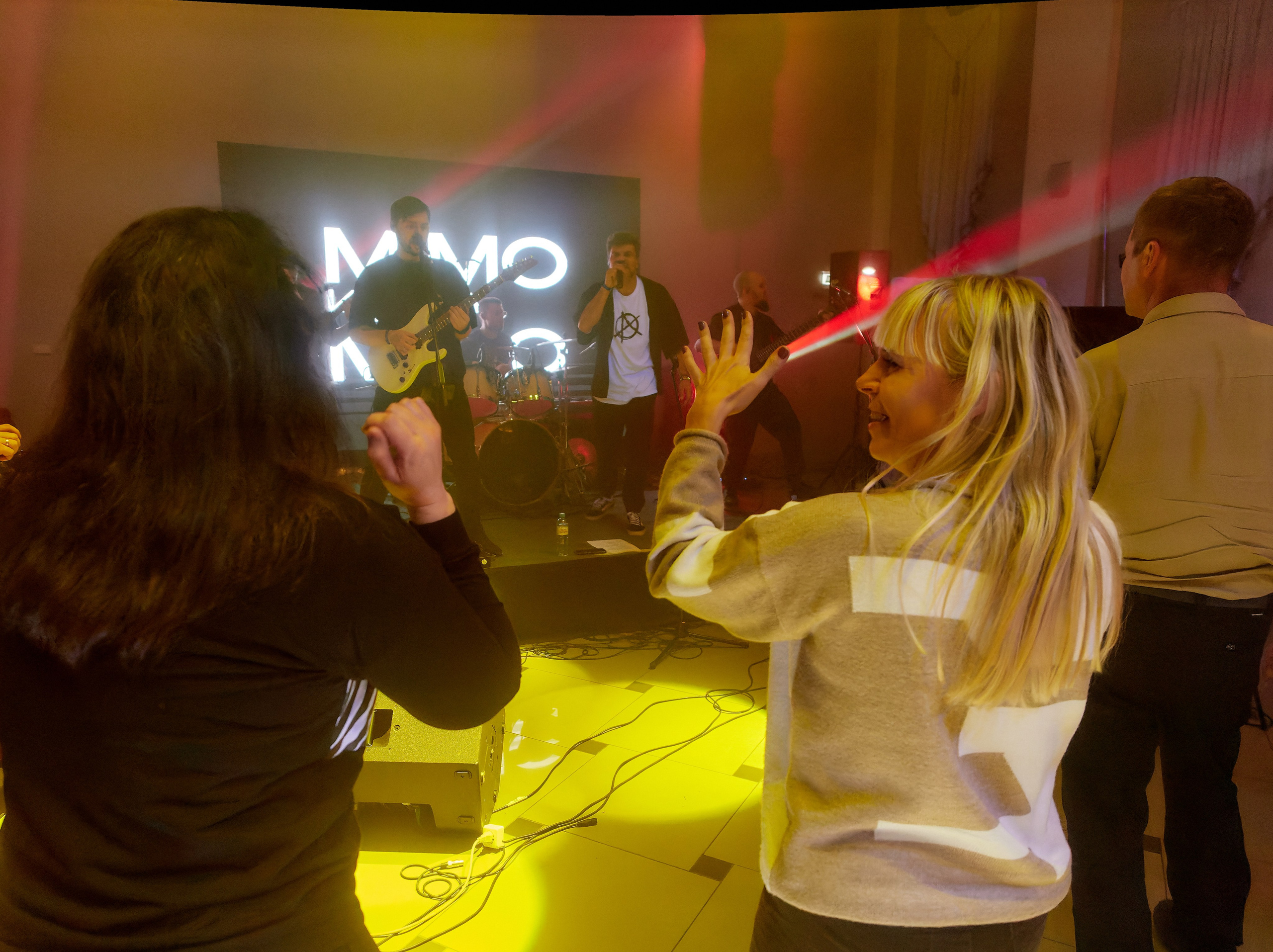 Квартирник «Без тормозов». Семейный и детский фотограф в Междуреченск Олег Бамбульский