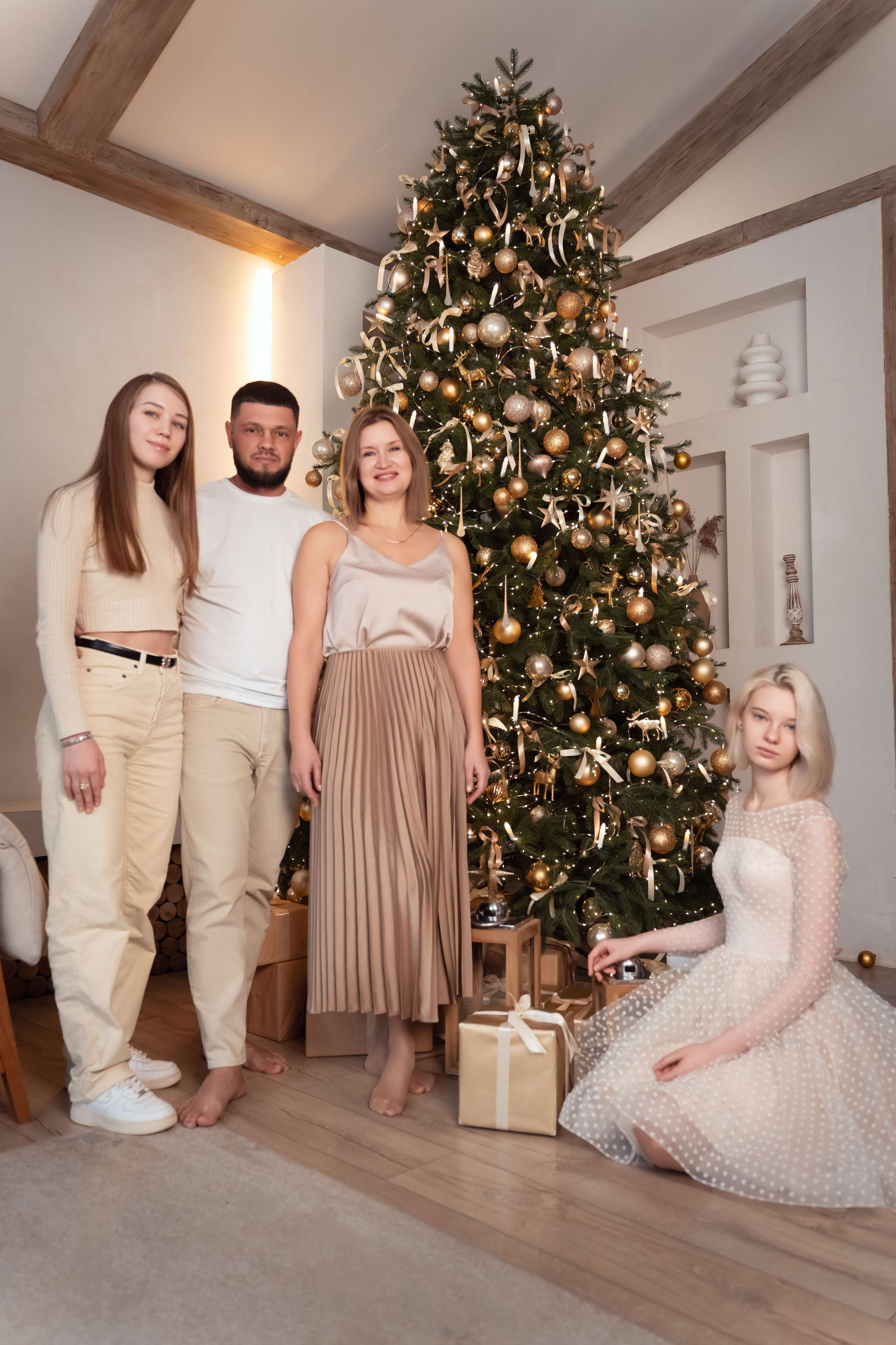 Мила, Мира, Мария и Михаил