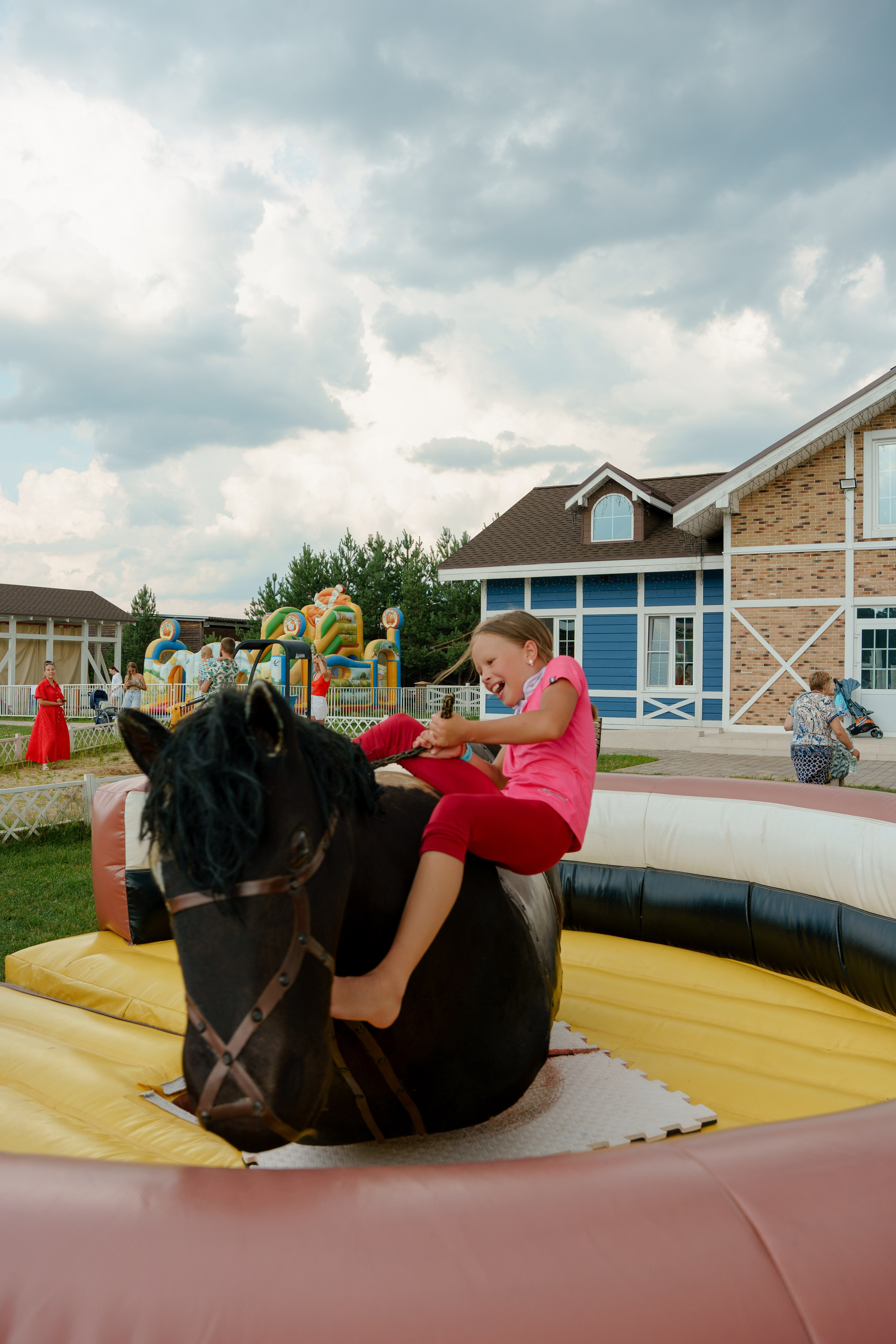 VIP DERBY. Репортажный фотограф Москва Сергей Дружинин