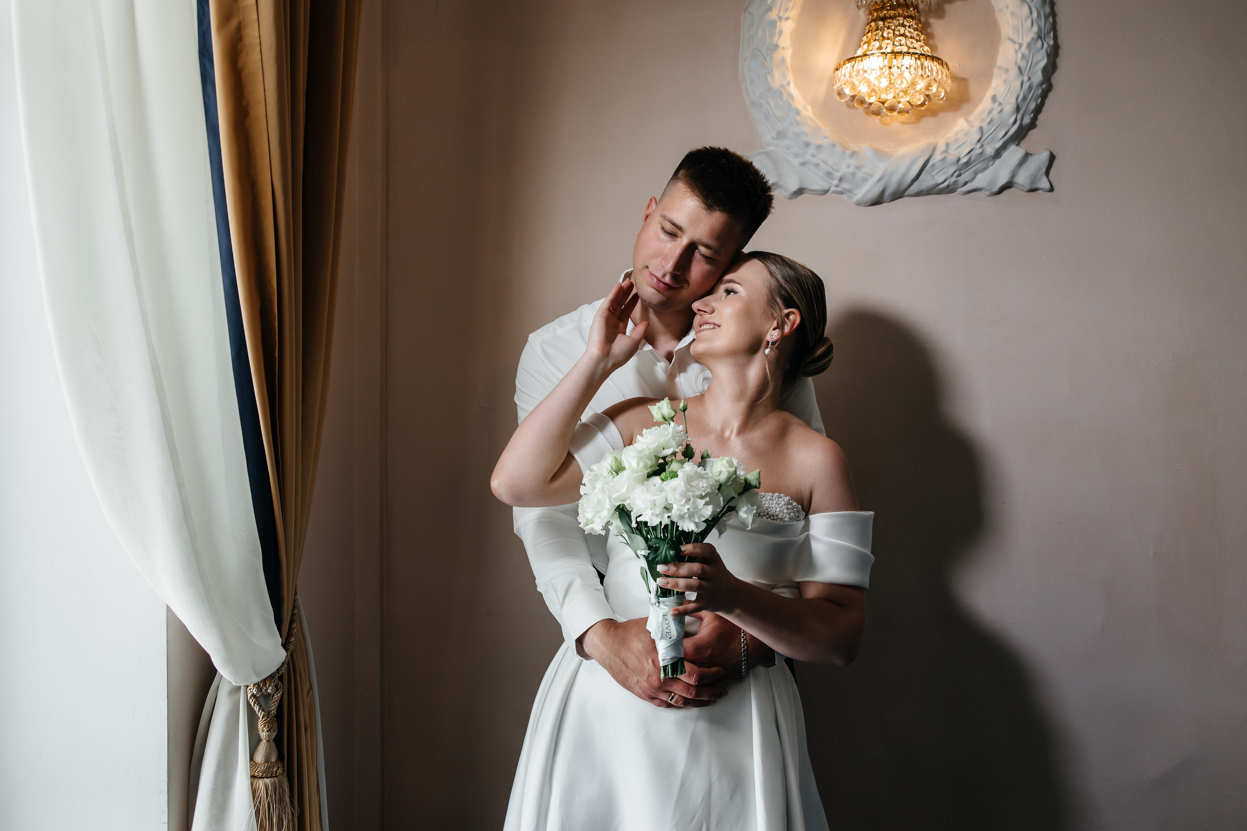 Анонс свадьбы Юлии и Игоря. Городская лавстори в Севастополе. Свадебный фотограф в Крыму и Севастополе Ольга Баскакова