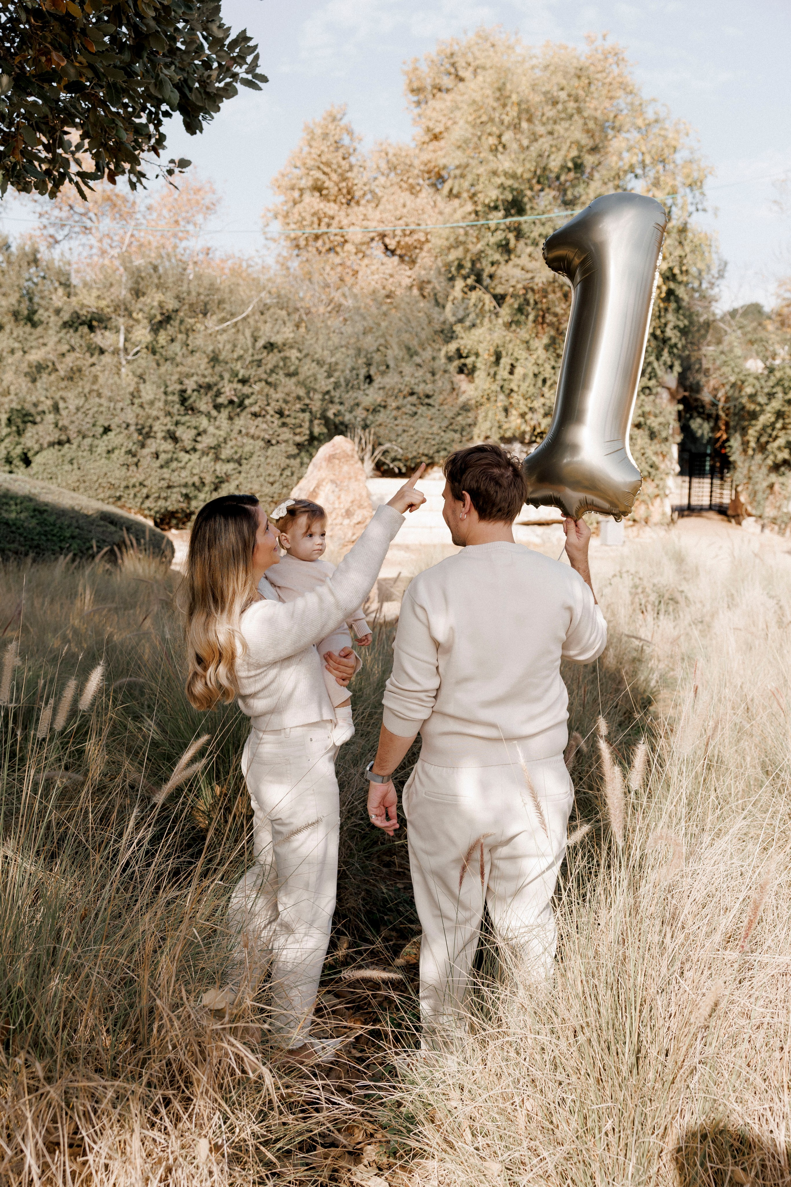 First year photoshoot inside the park (early morning). Главная