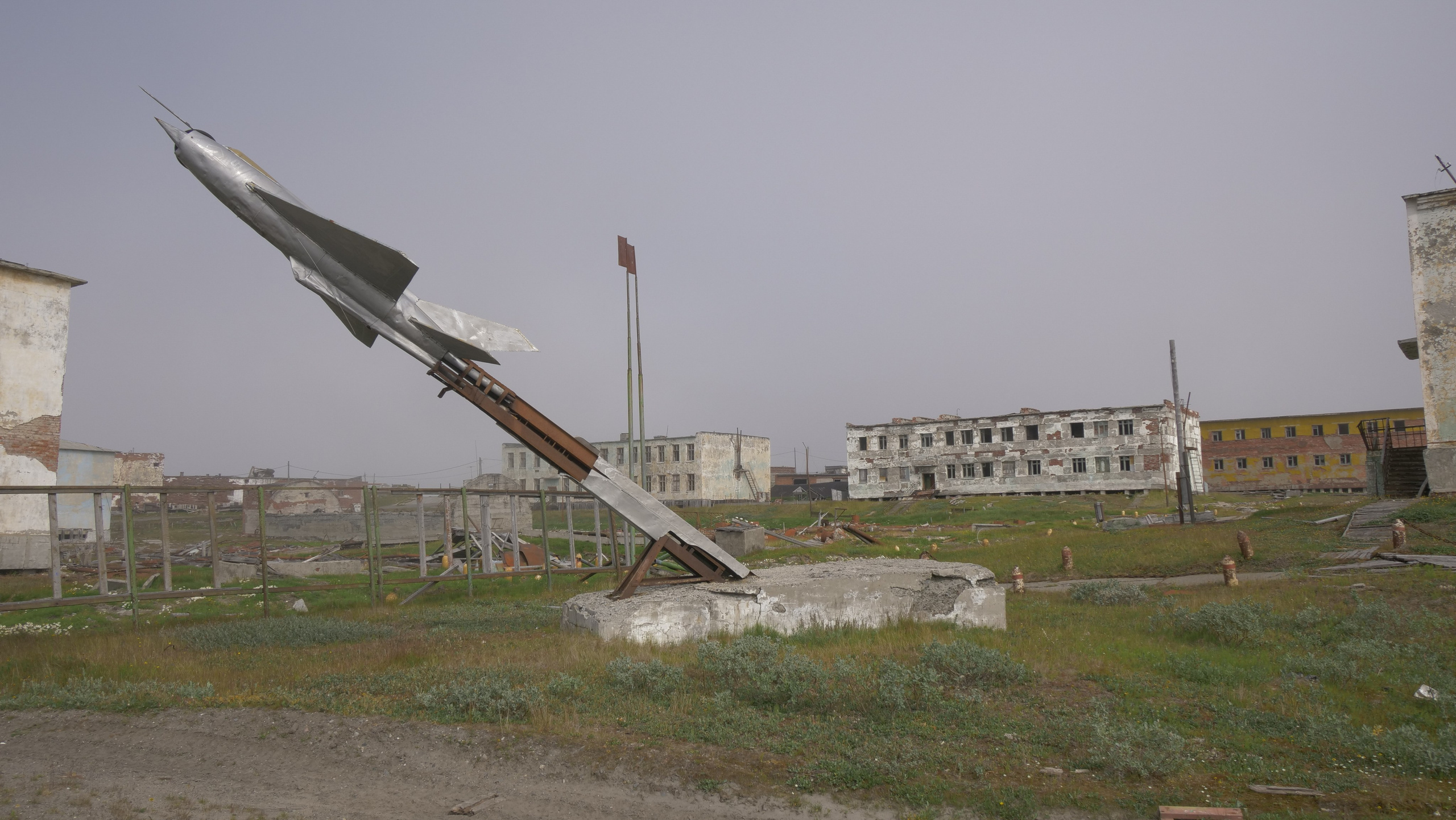 Амдерма — наука (2020 г.). Фотоальбом показывающий увлекательный мир авиации и мир медведей Андрея Иванова