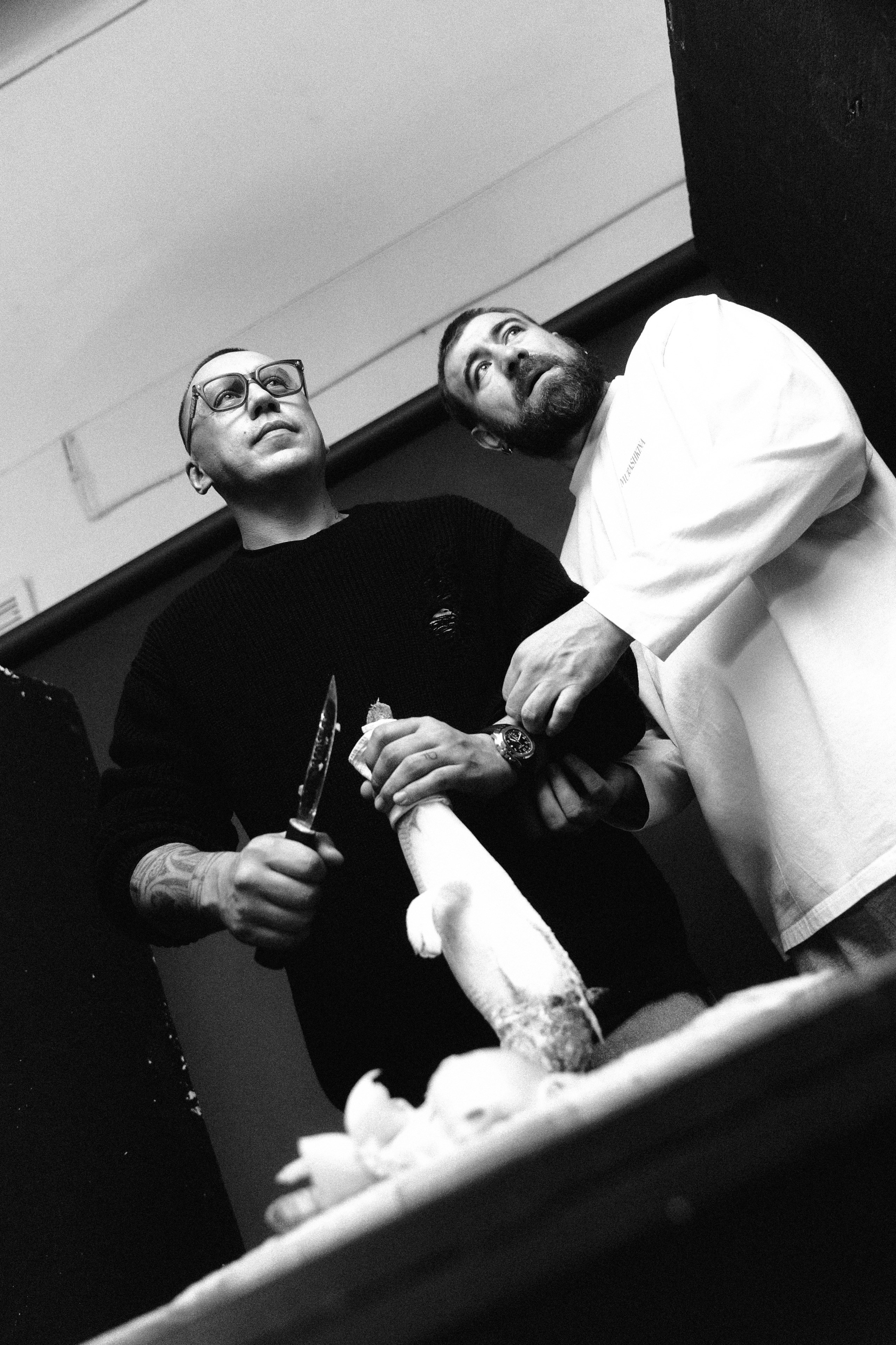 Бэкстейдж со съёмки Дмитрия Портнягина у Валентина Блоха. Commercial photographer | Anton Ermakov