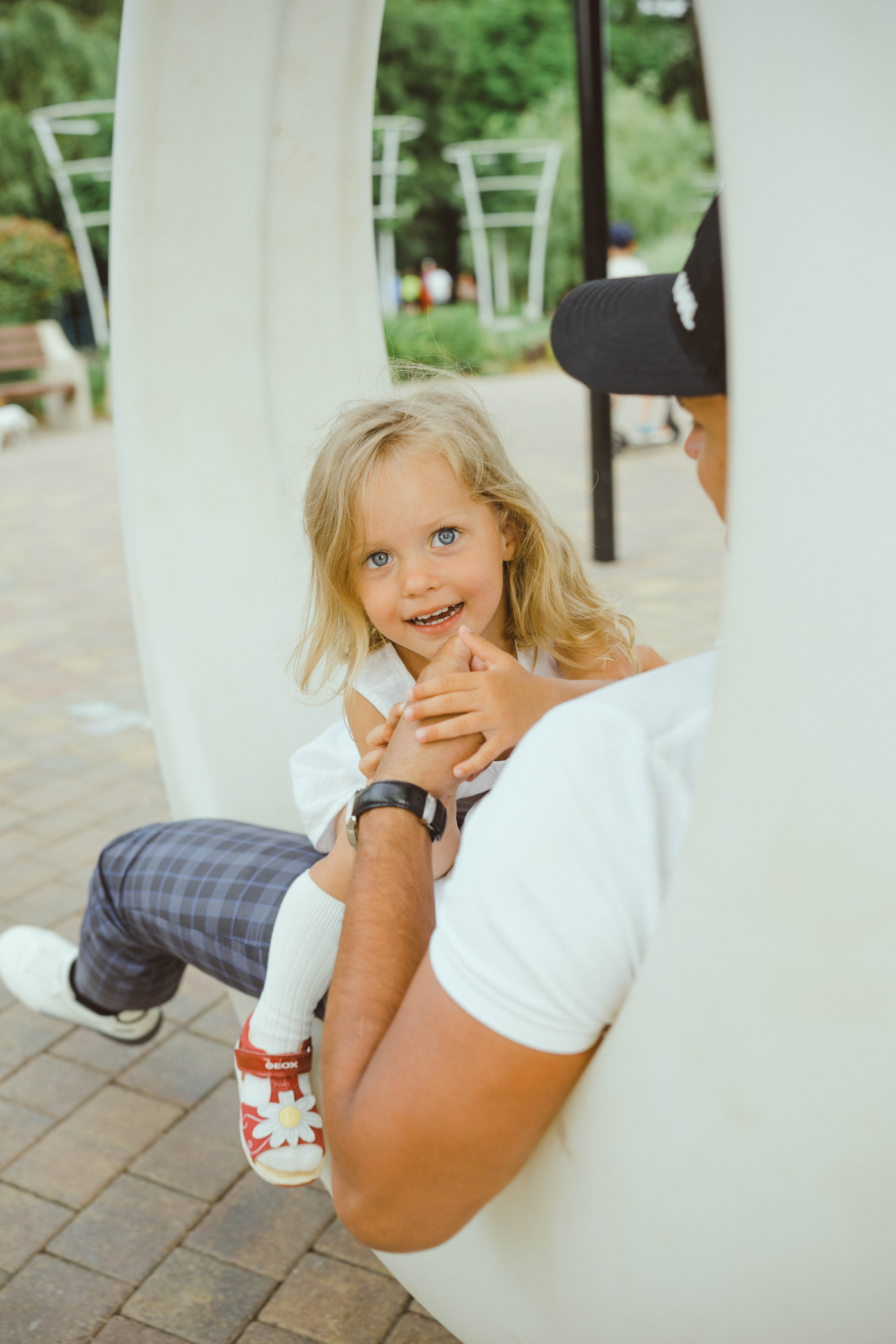 Михаил, Дарья, Варвара, Софья и Майя прогулка. Фотограф в Сочи Щетинина Анастасия