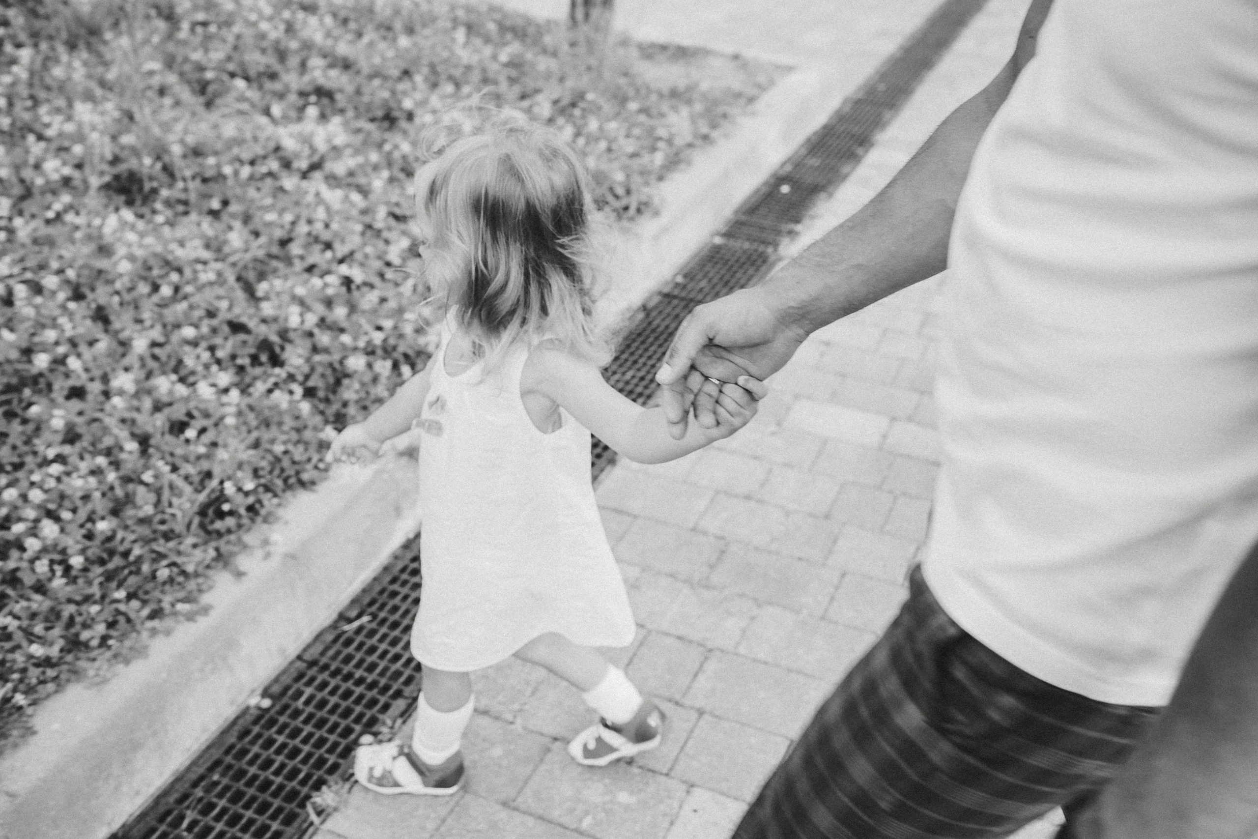 Михаил, Дарья, Варвара, Софья и Майя прогулка. Фотограф в Сочи Щетинина Анастасия