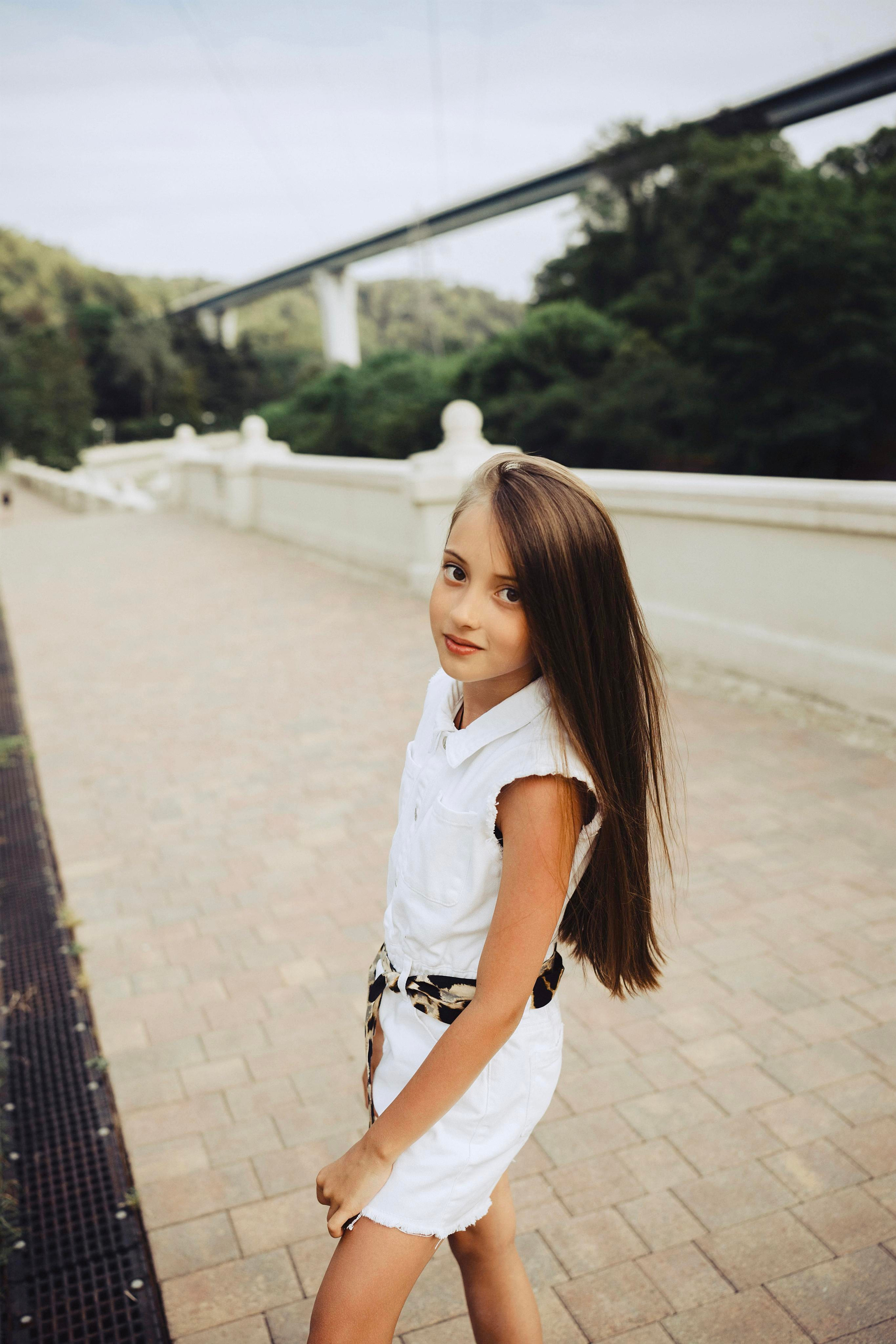 Михаил, Дарья, Варвара, Софья и Майя прогулка. Фотограф в Сочи Щетинина Анастасия